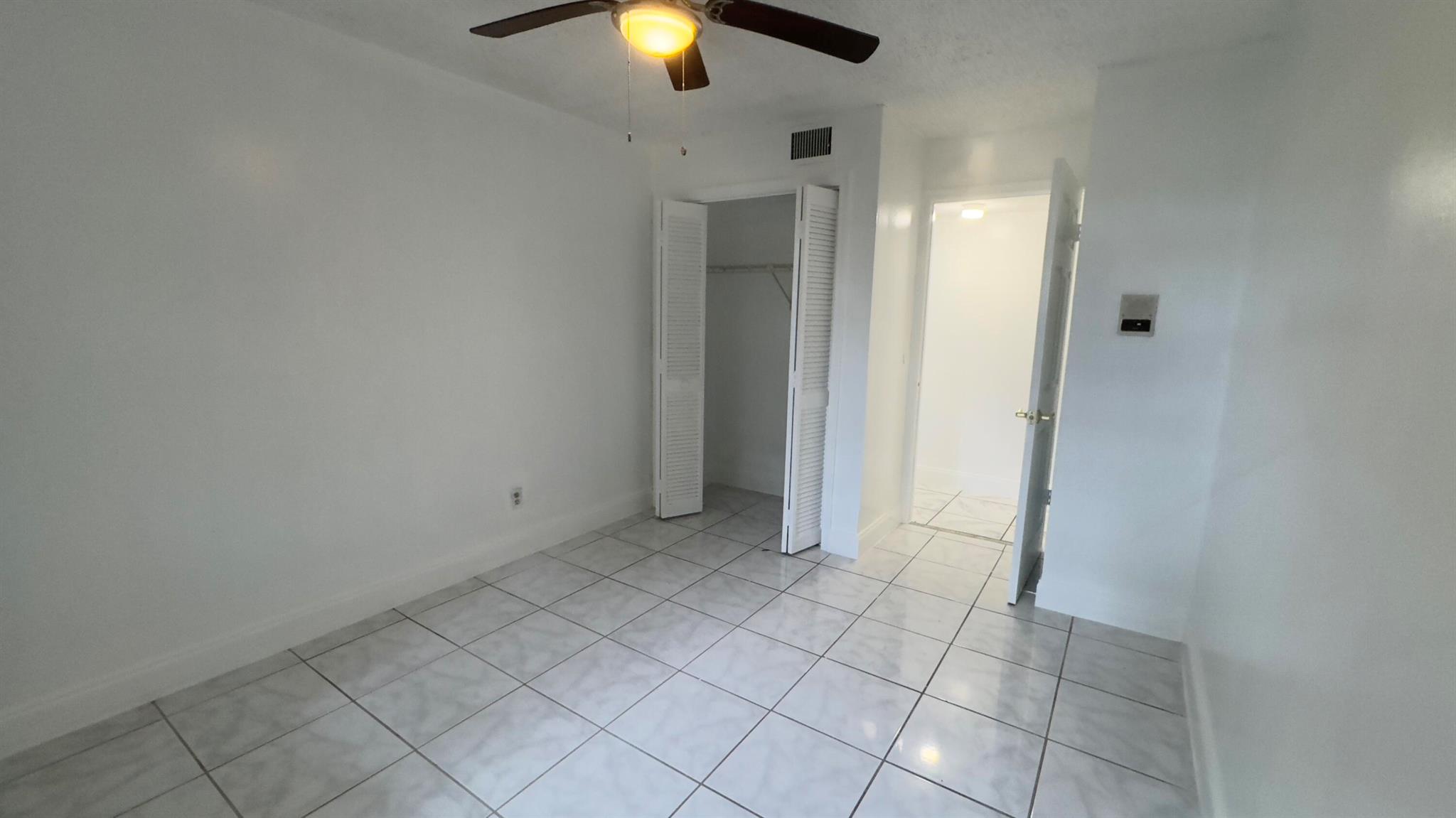 FOUNTAINVIEW CONDO - Residential Lease