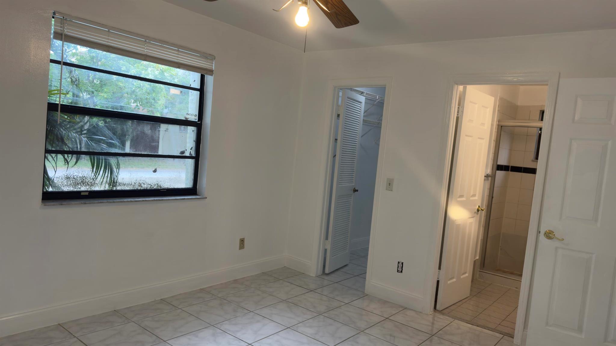 FOUNTAINVIEW CONDO - Residential Lease
