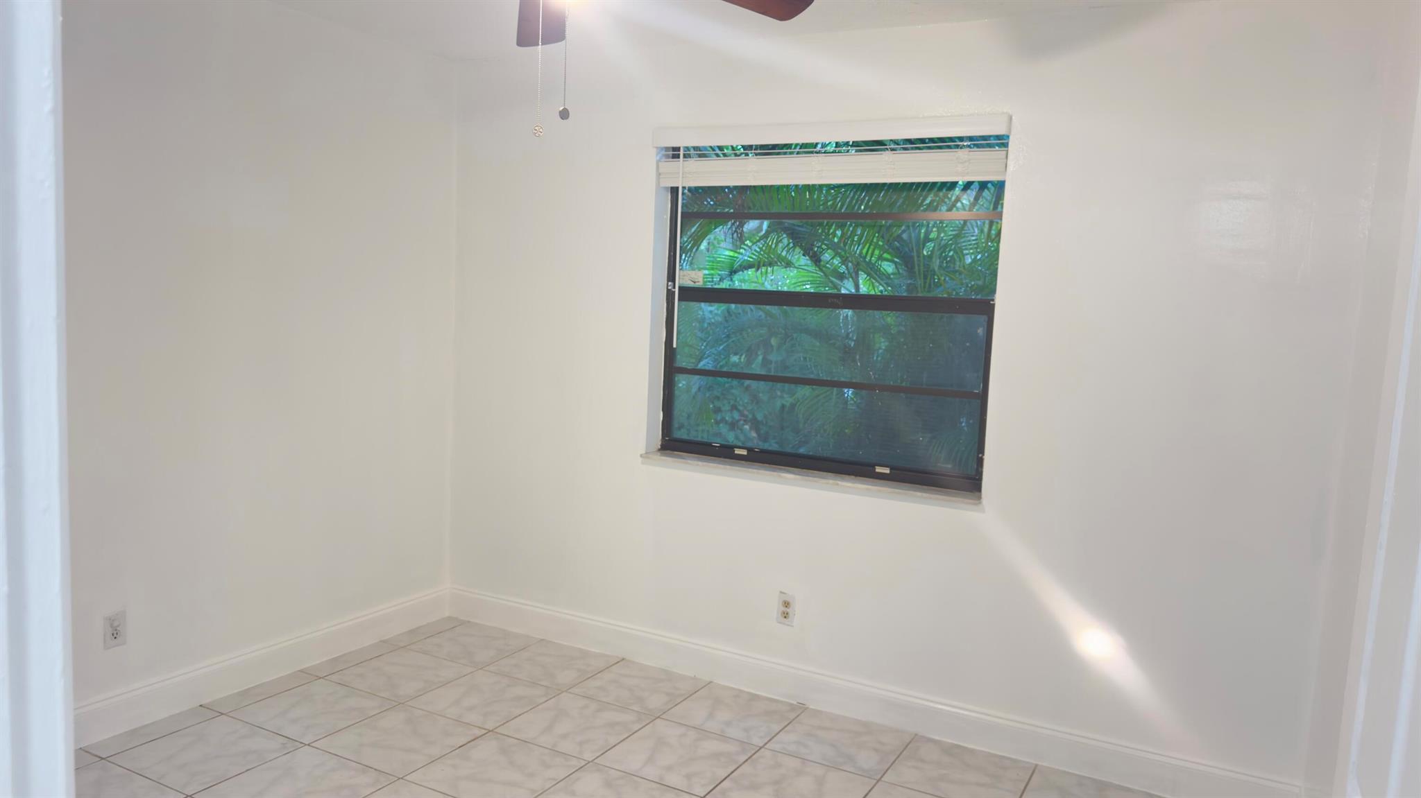 FOUNTAINVIEW CONDO - Residential Lease