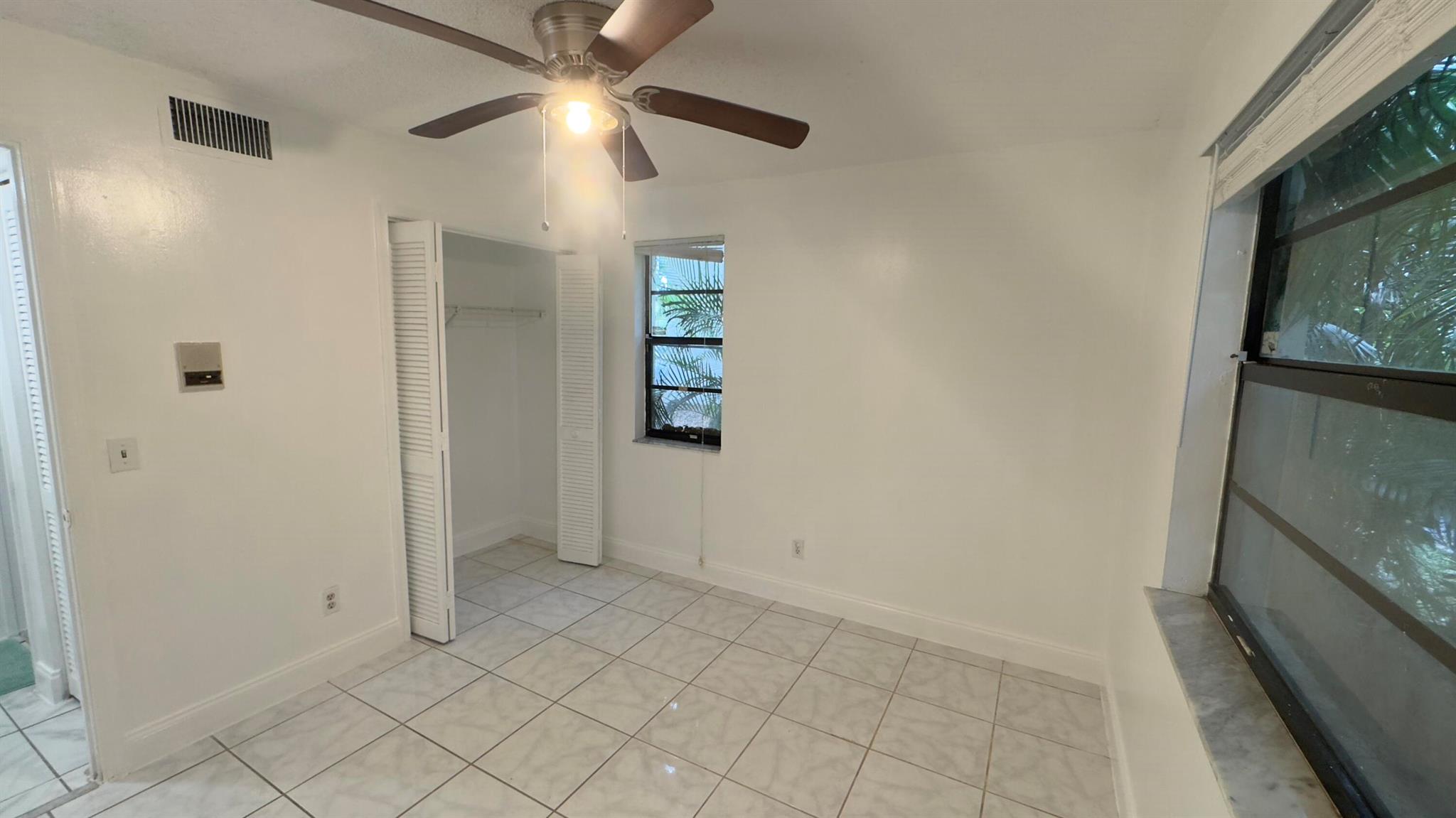 FOUNTAINVIEW CONDO - Residential Lease