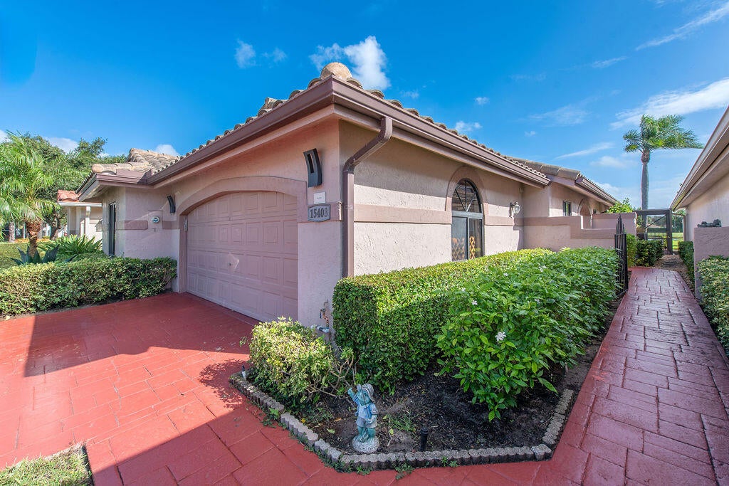 Photo of 15408 Strathearn Drive, Delray Beach, FL 33446 (MLS # B26093553)