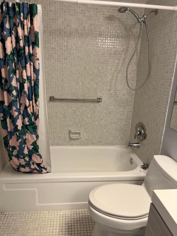 PRESTON AT CENTURY VILLAGE CONDO - Residential Lease