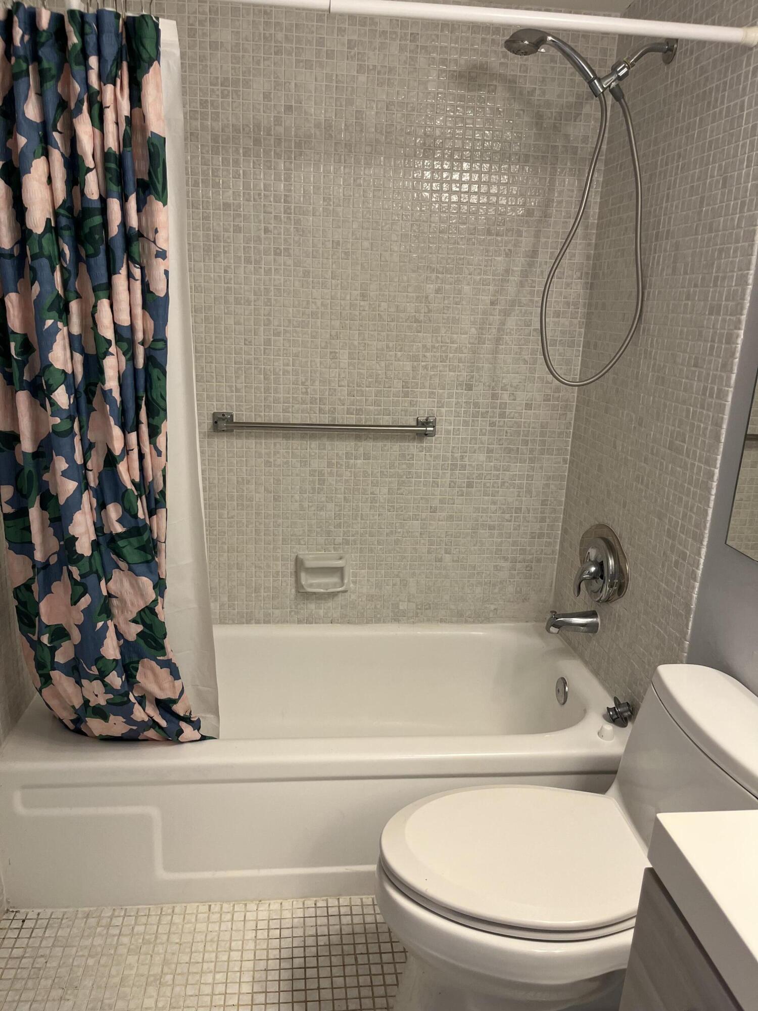 PRESTON AT CENTURY VILLAG - Residential Lease