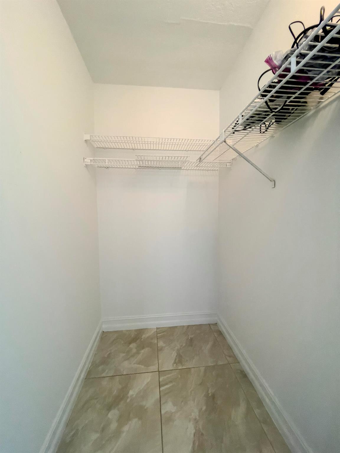 LA PINATA CONDO - Residential Lease