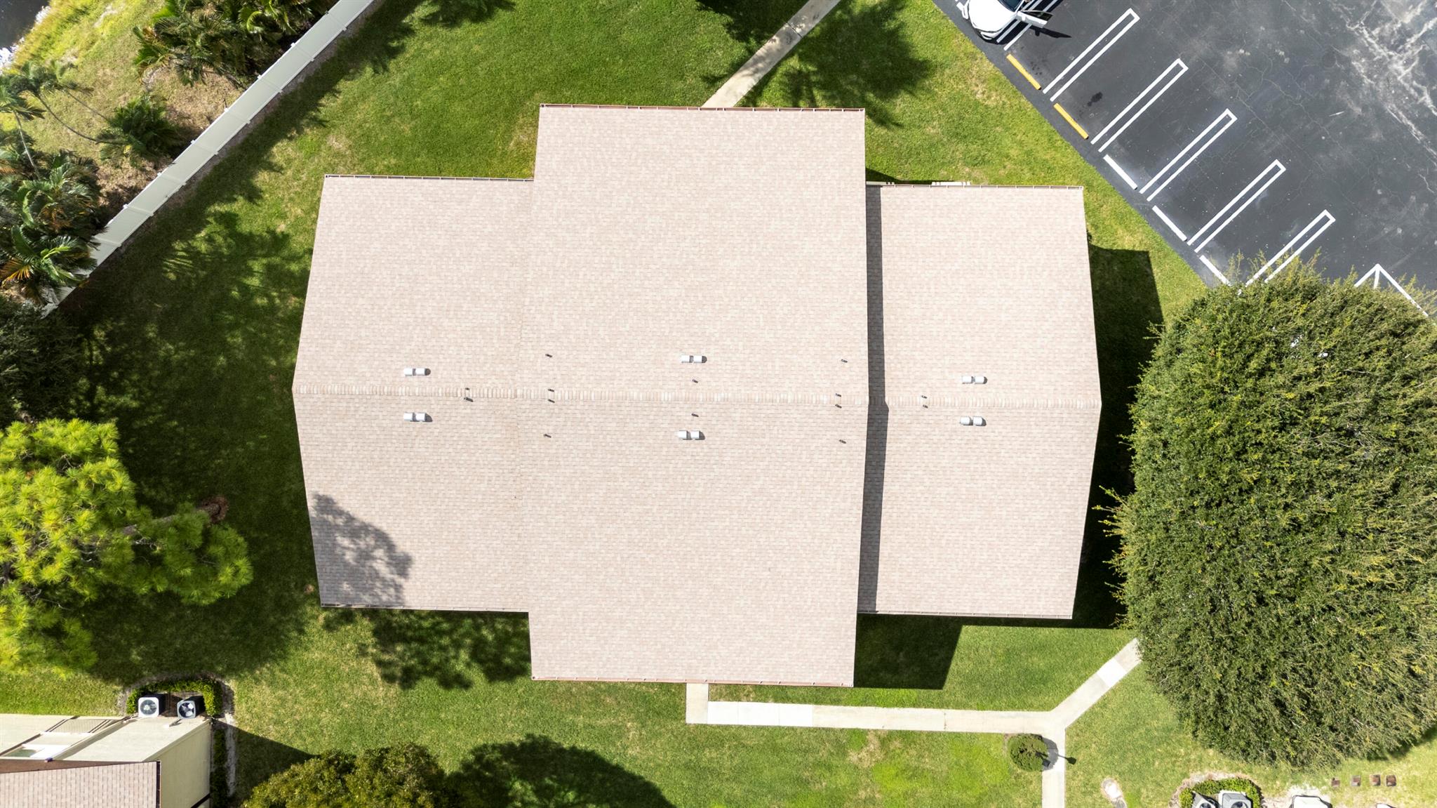 LA PINATA CONDO - Residential Lease