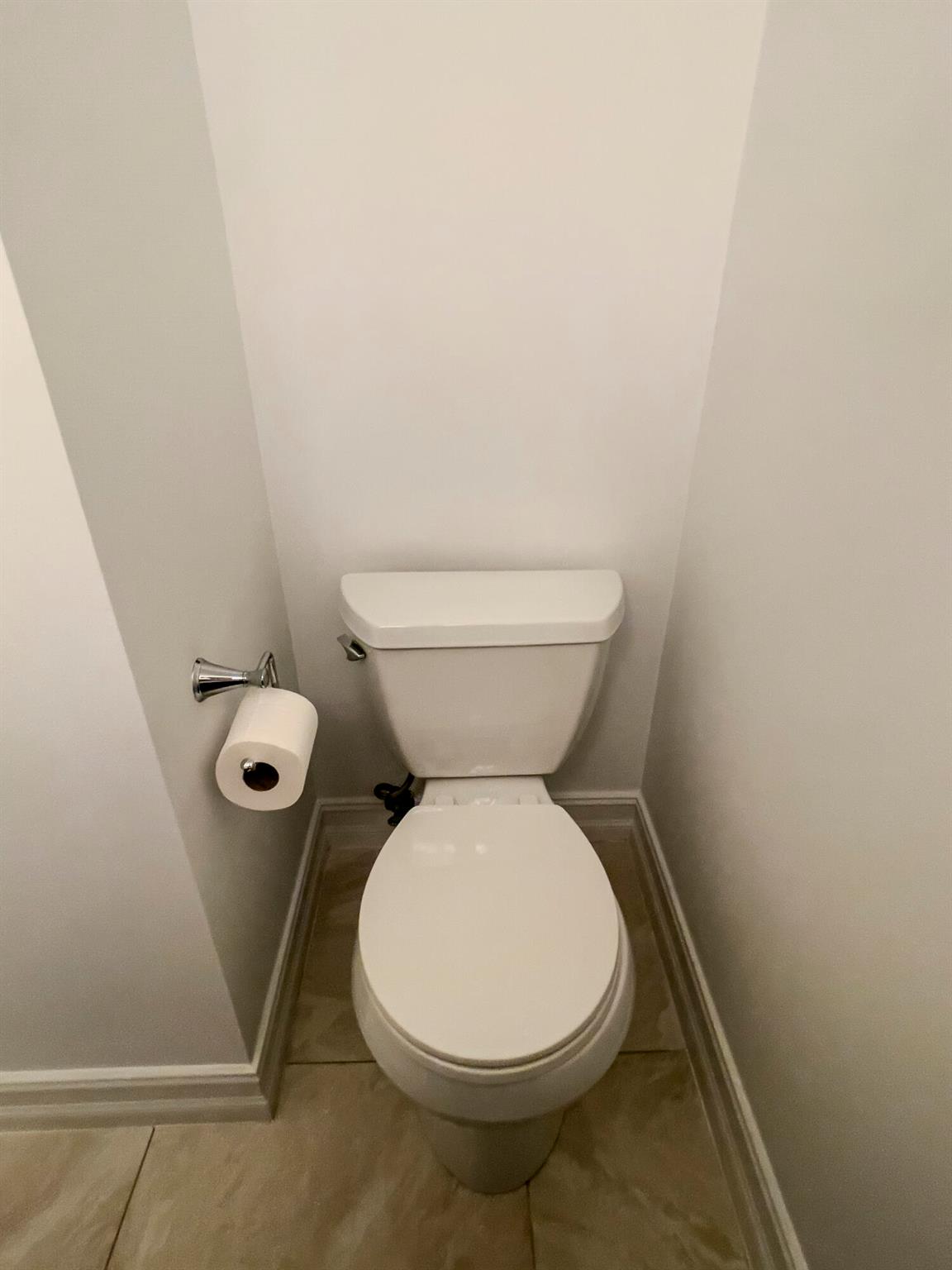 LA PINATA CONDO - Residential Lease