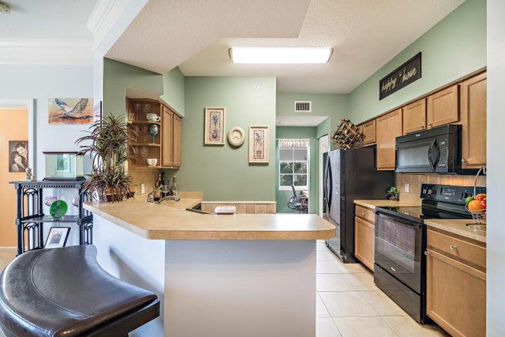 FIORE AT THE GARDENS CONDO - Residential