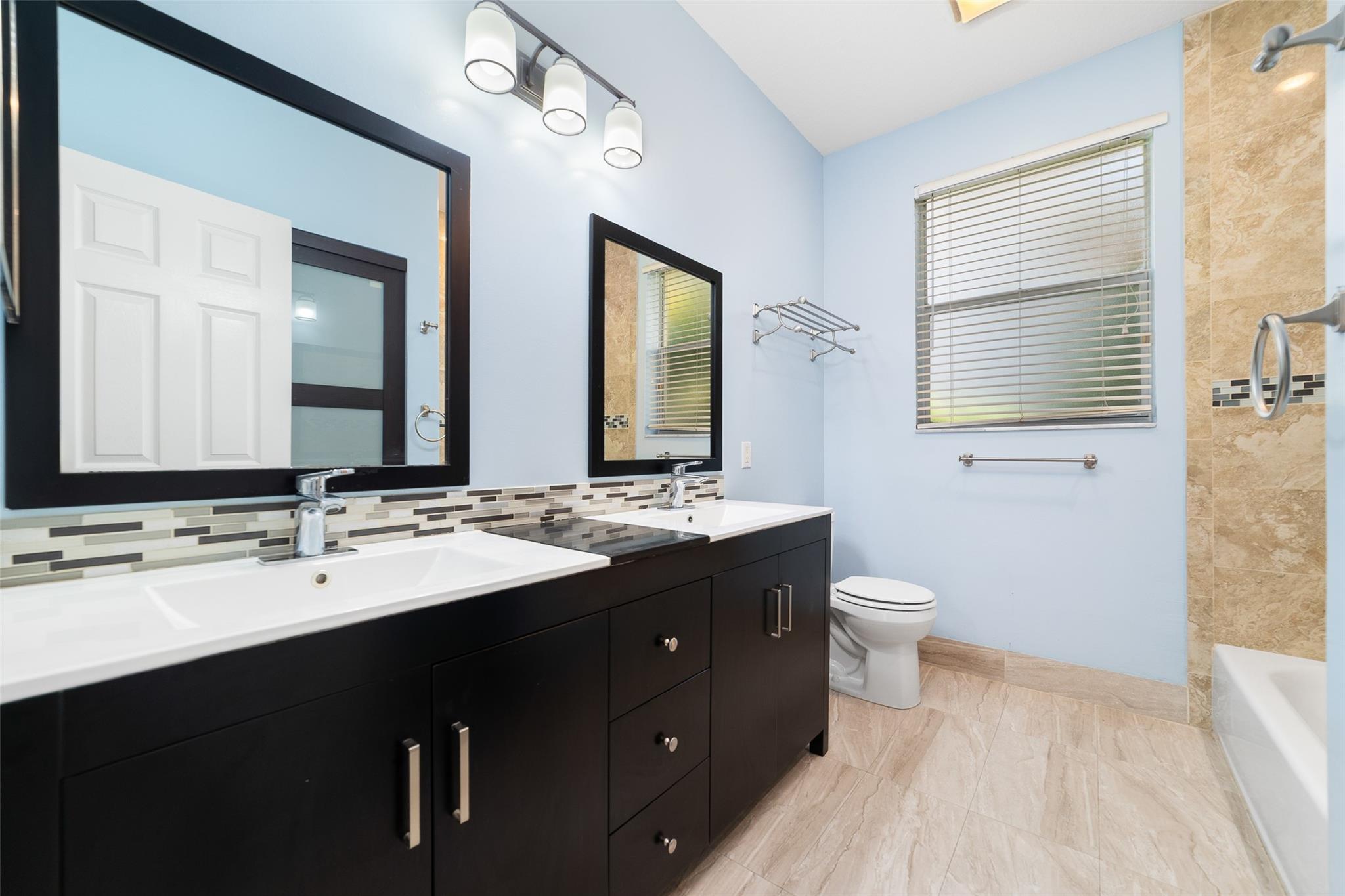 CORAL CREEK 146-6 B POR - Residential