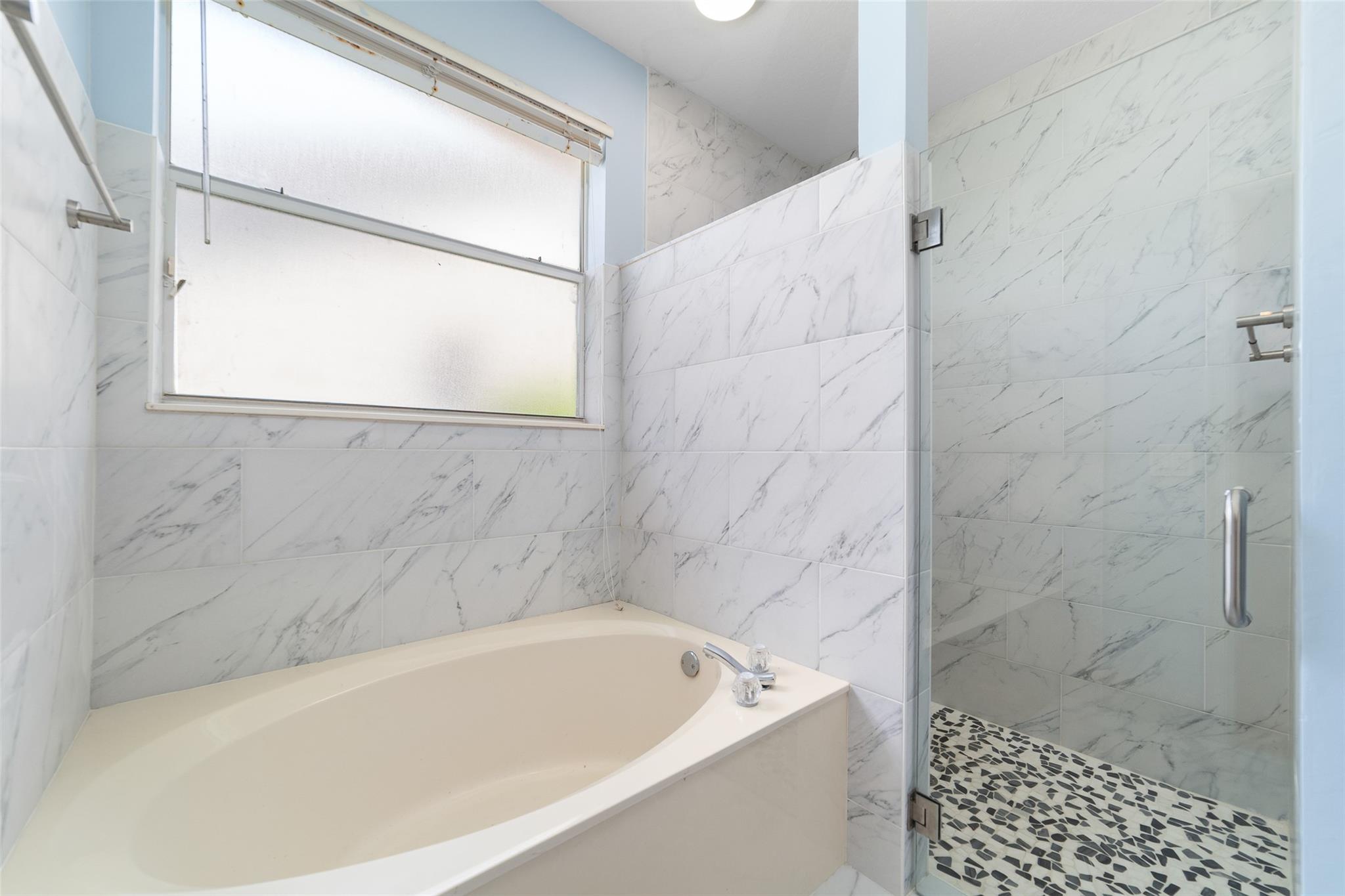 CORAL CREEK 146-6 B POR - Residential