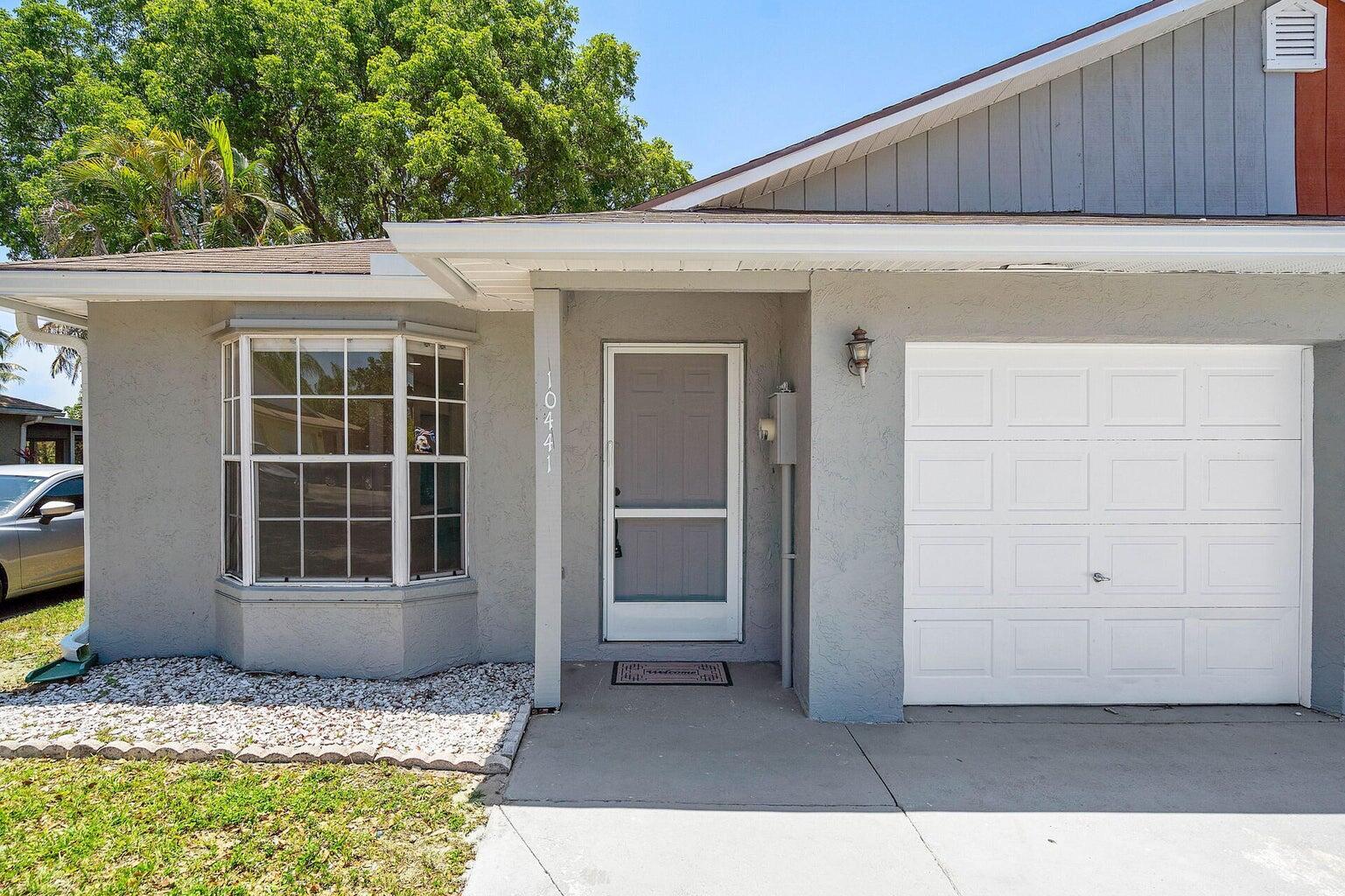 Welcome to this beautifully updated 2-bedroom, 1-bath home in the heart of Boynton Beach! Featuring a fully renovated interior with modern finishes, this pet-friendly rental offers comfort and style in a prime location. Enjoy access to a community pool, plus the convenience of being just minutes from a bustling LA Fitness, I-95, the Florida Turnpike, and an array of shopping, dining, and entertainment options, as well as multiple houses of worship in the area. Don't miss the chance to call this move-in-ready home yours!