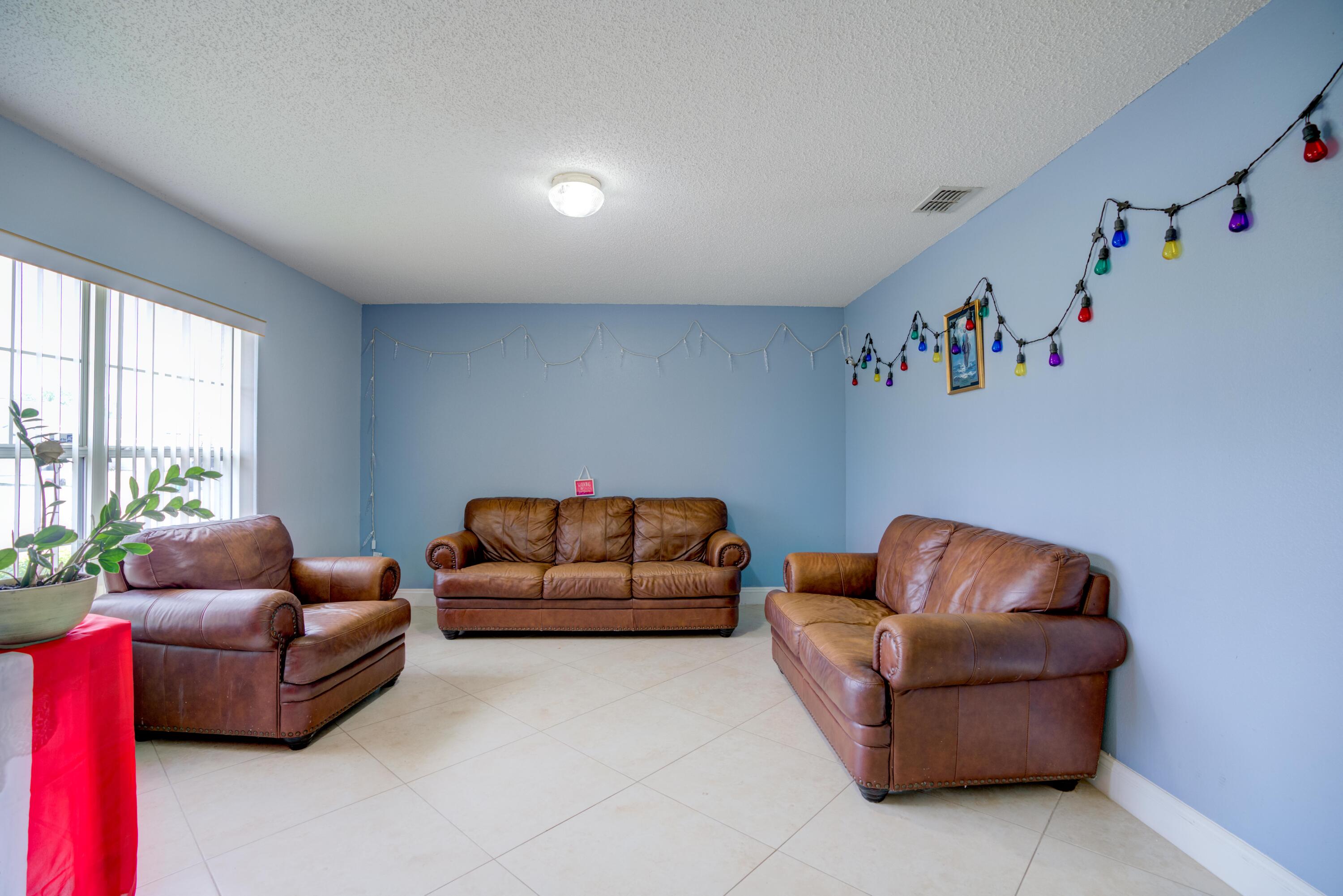 PORT ST LUCIE SECTION 15 - Residential