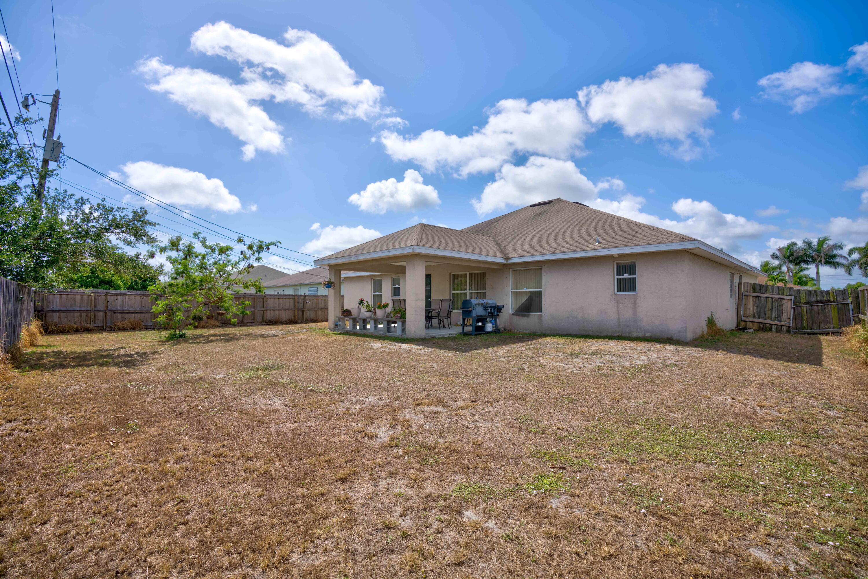 PORT ST LUCIE SECTION 15 - Residential