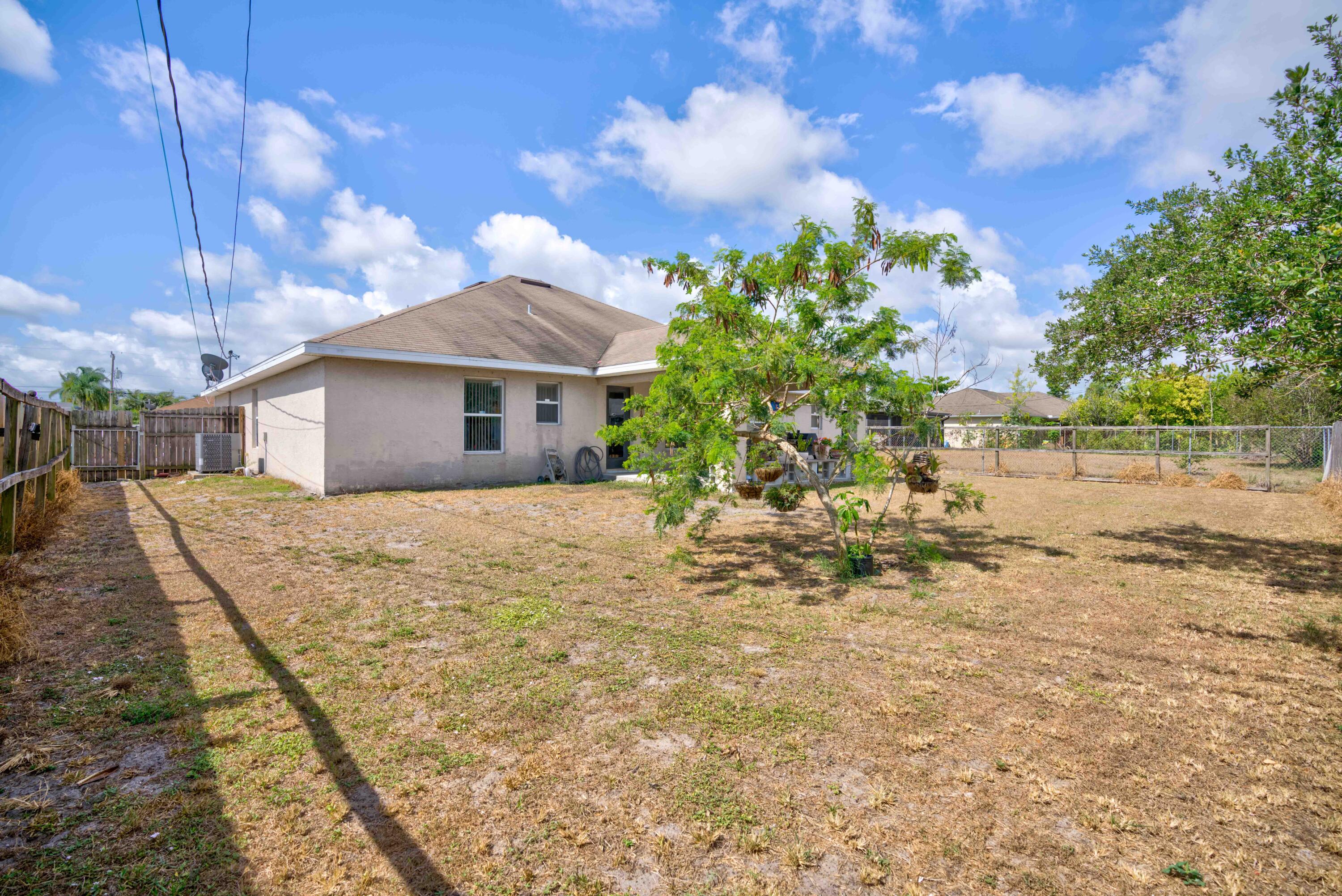 PORT ST LUCIE SECTION 15 - Residential