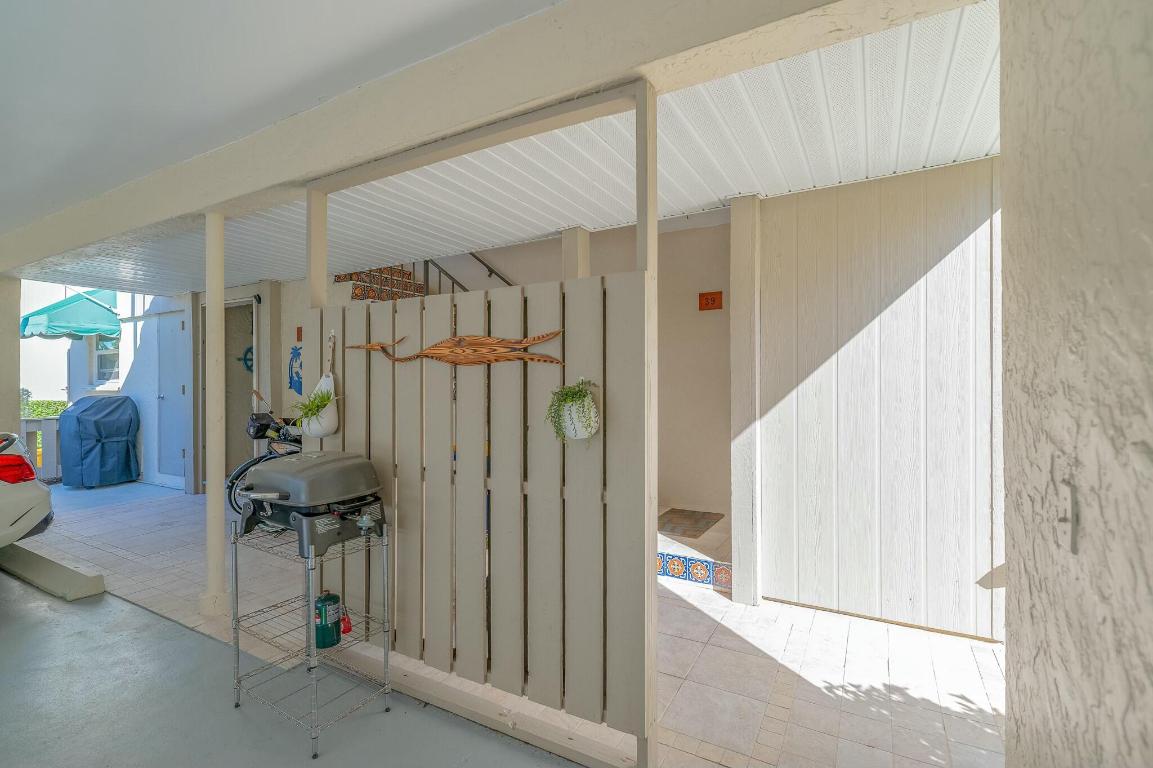 MARINER CAY CONDO - Residential