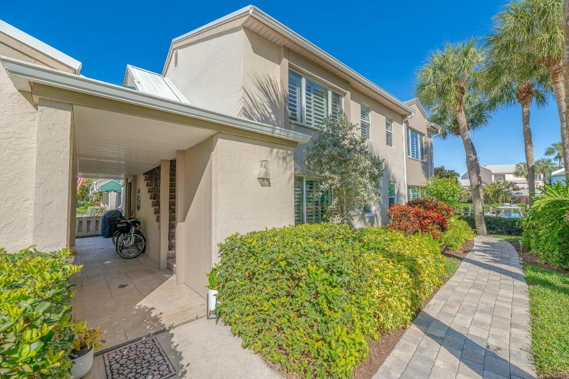 MARINER CAY CONDO - Residential