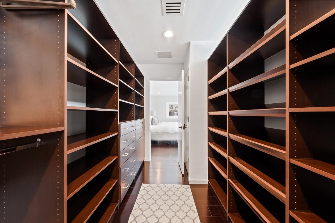 Barcelona Isle 27-10 B - Residential