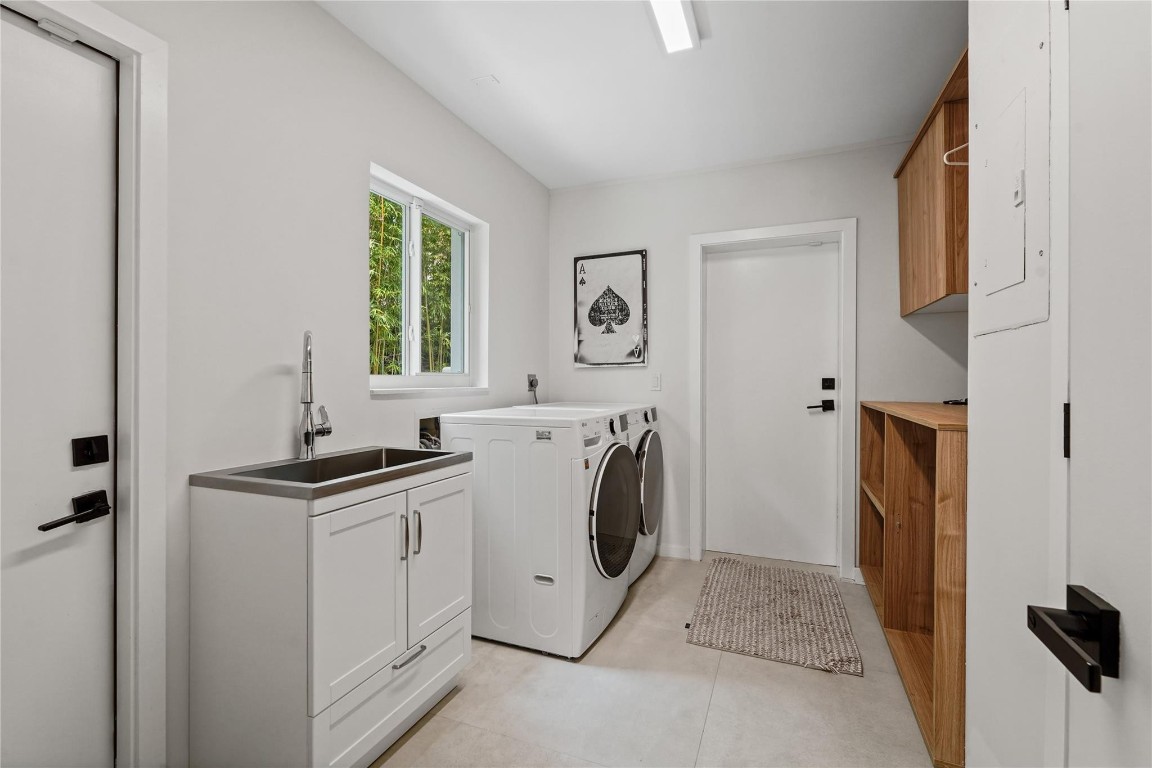 Barcelona Isle 27-10 B - Residential