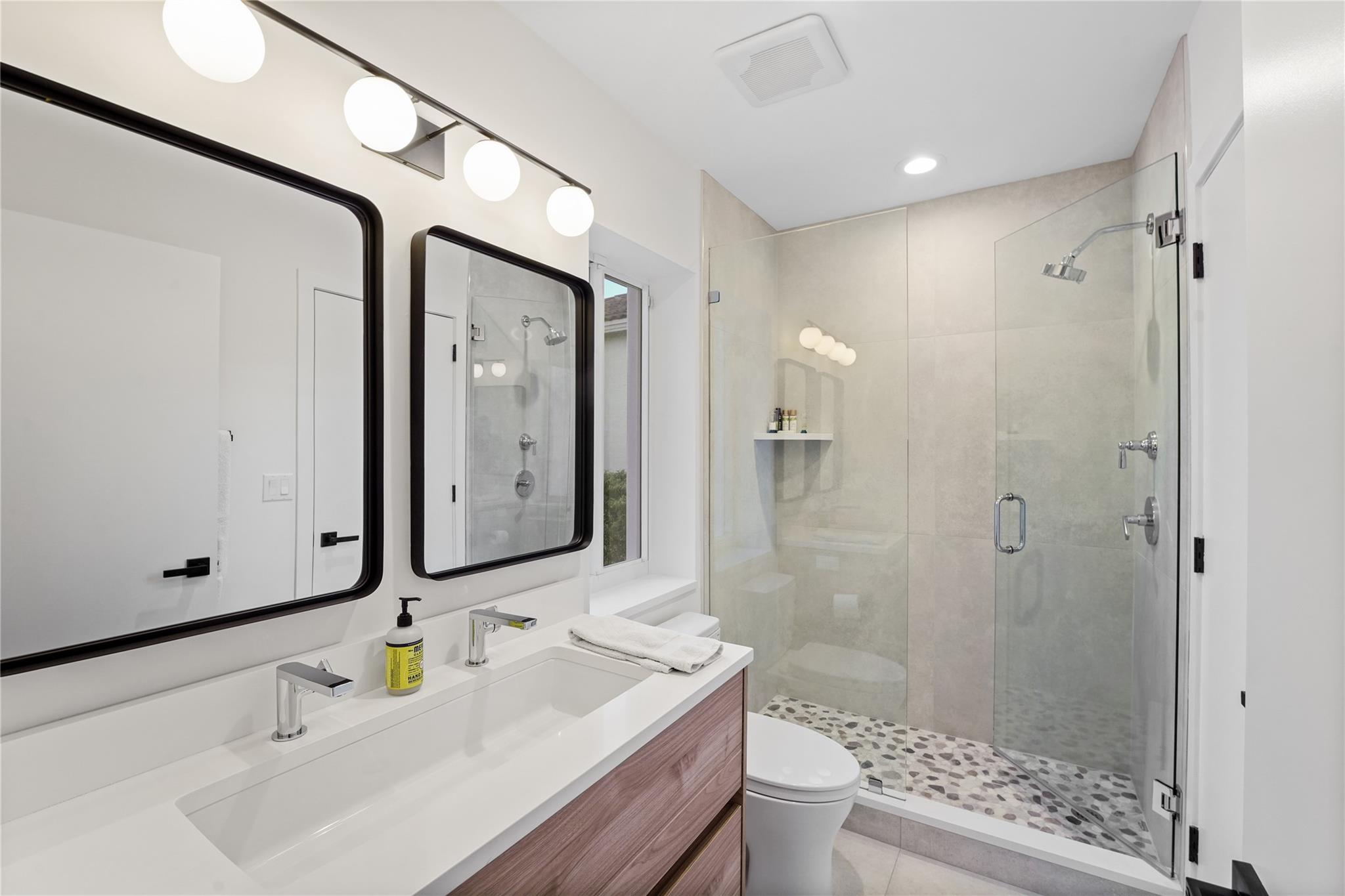 Barcelona Isle 27-10 B - Residential