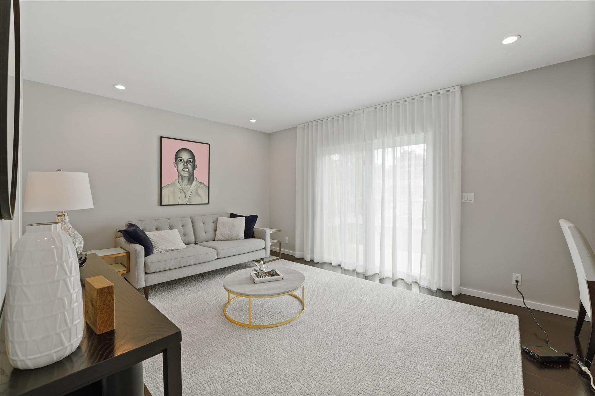 Barcelona Isle 27-10 B - Residential