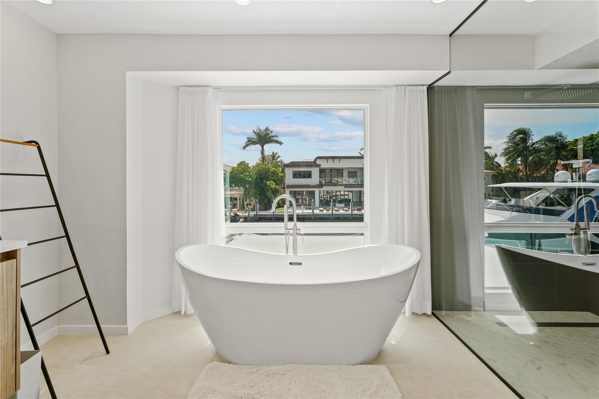 Barcelona Isle 27-10 B - Residential