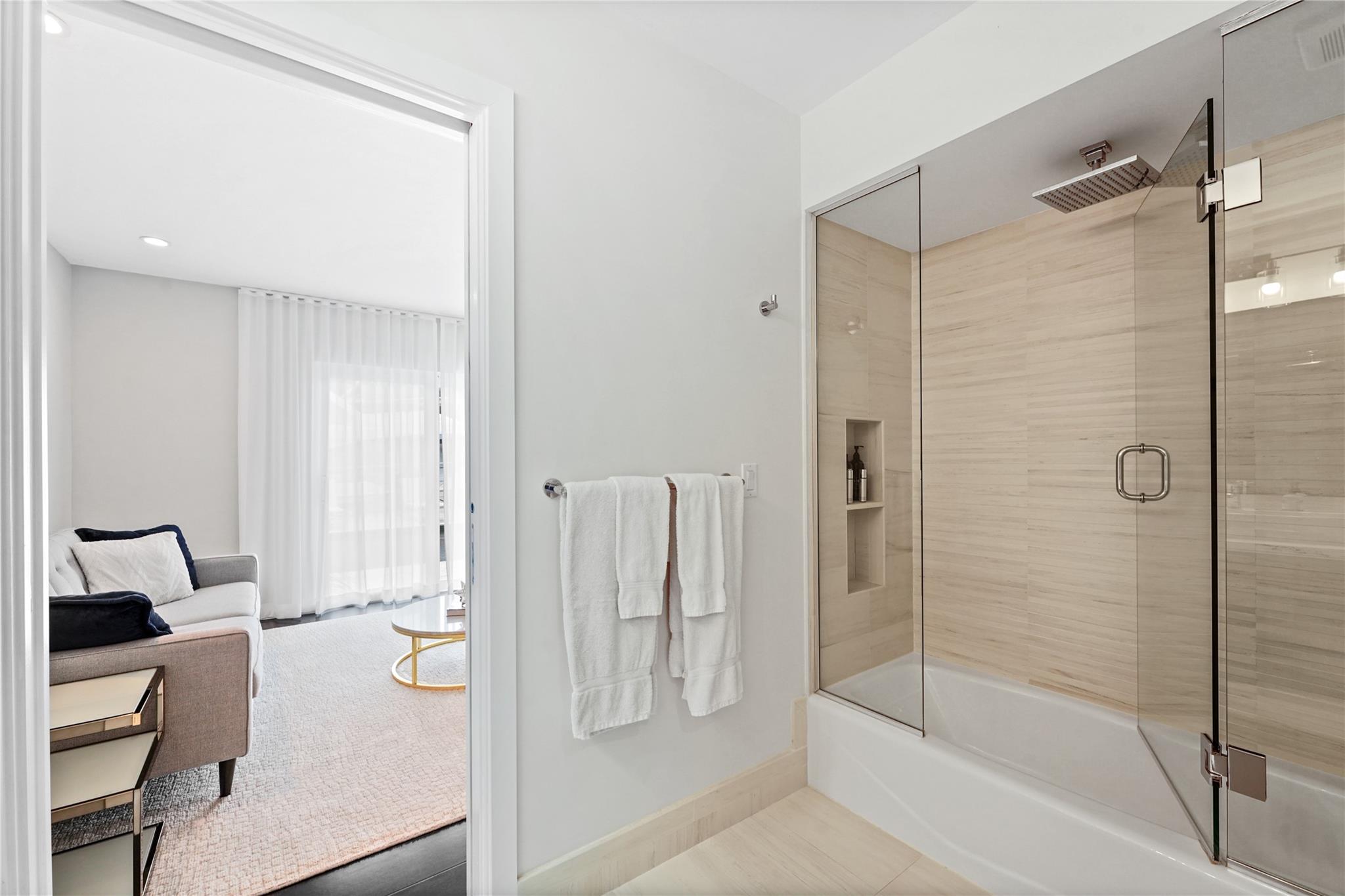 Barcelona Isle 27-10 B - Residential