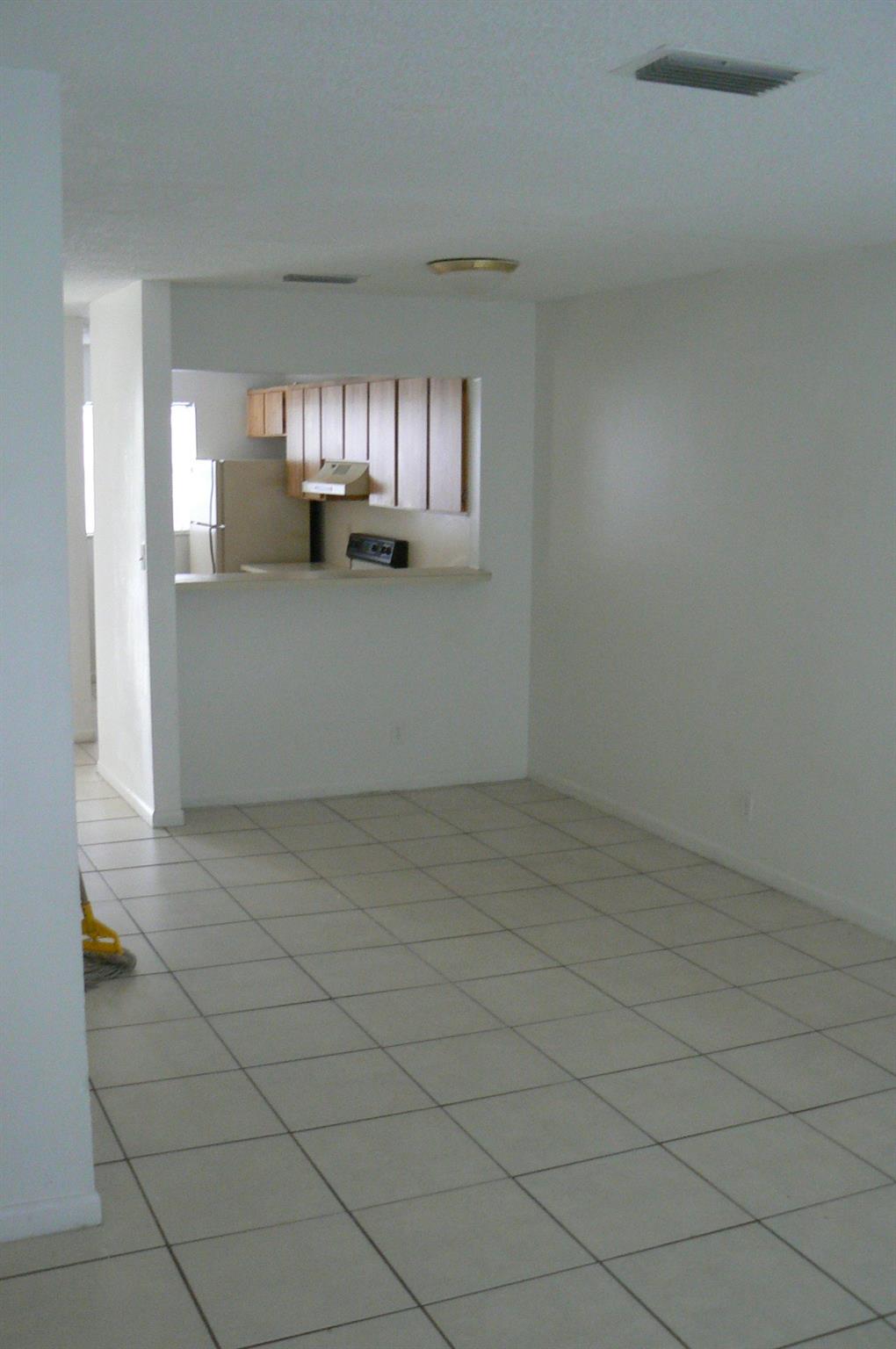 MALIBU VILLAS CONDO - Residential Lease