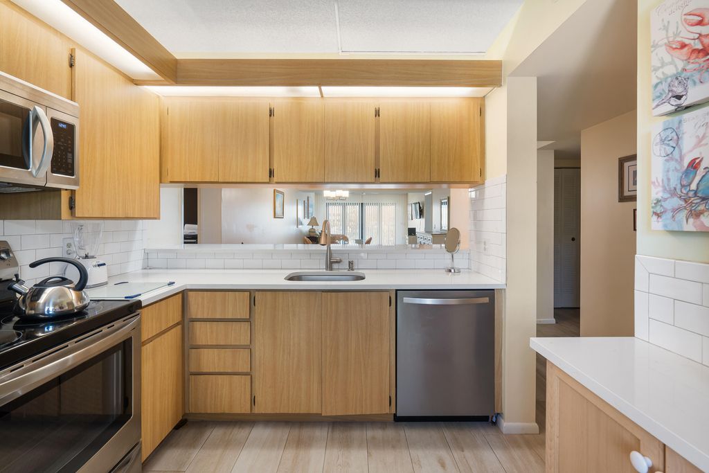 Photo of 901 Seafarer Circle #306, Jupiter, FL 33477 (MLS # R11151727)