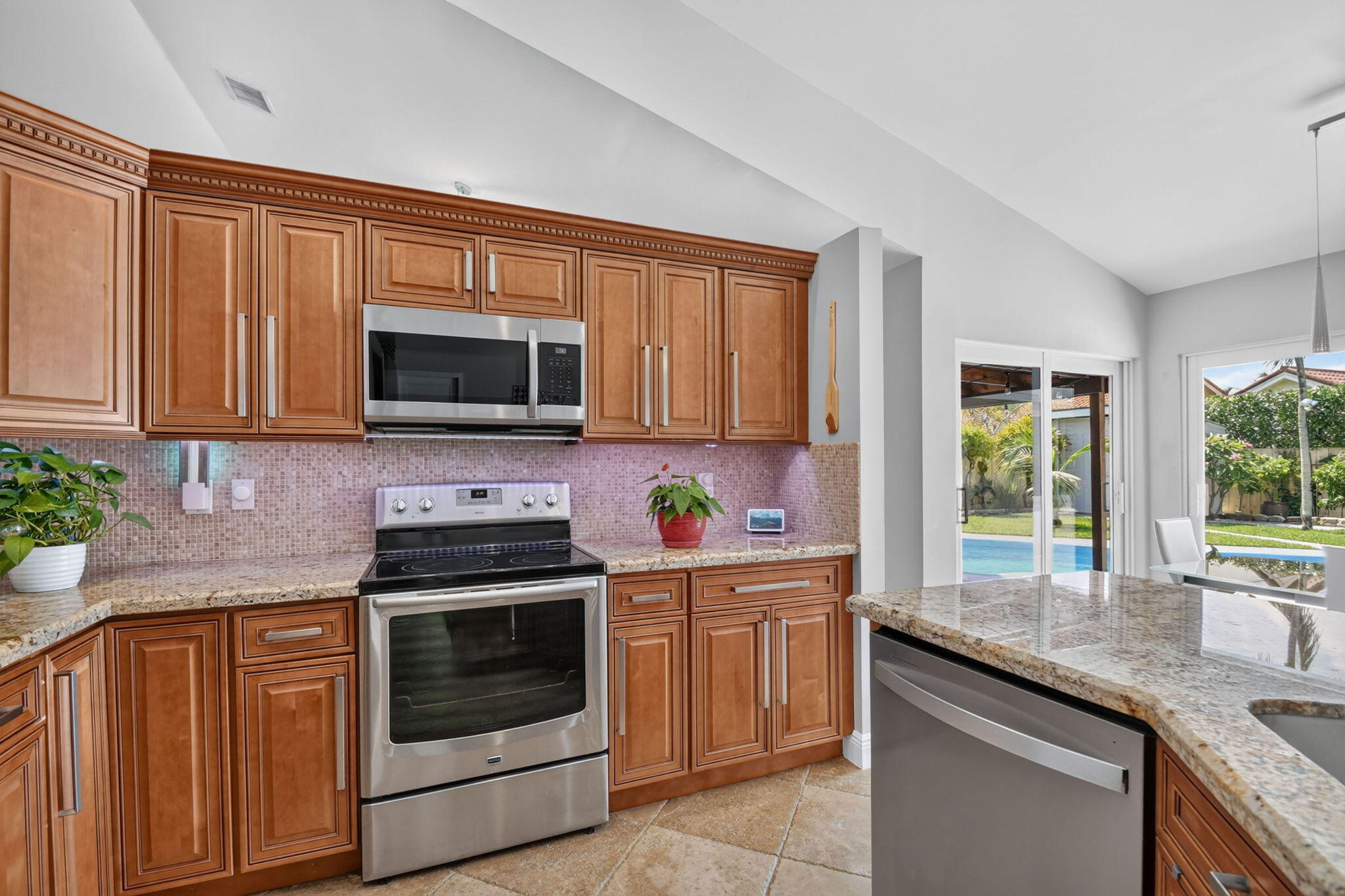 5817 Laurel Green Circle