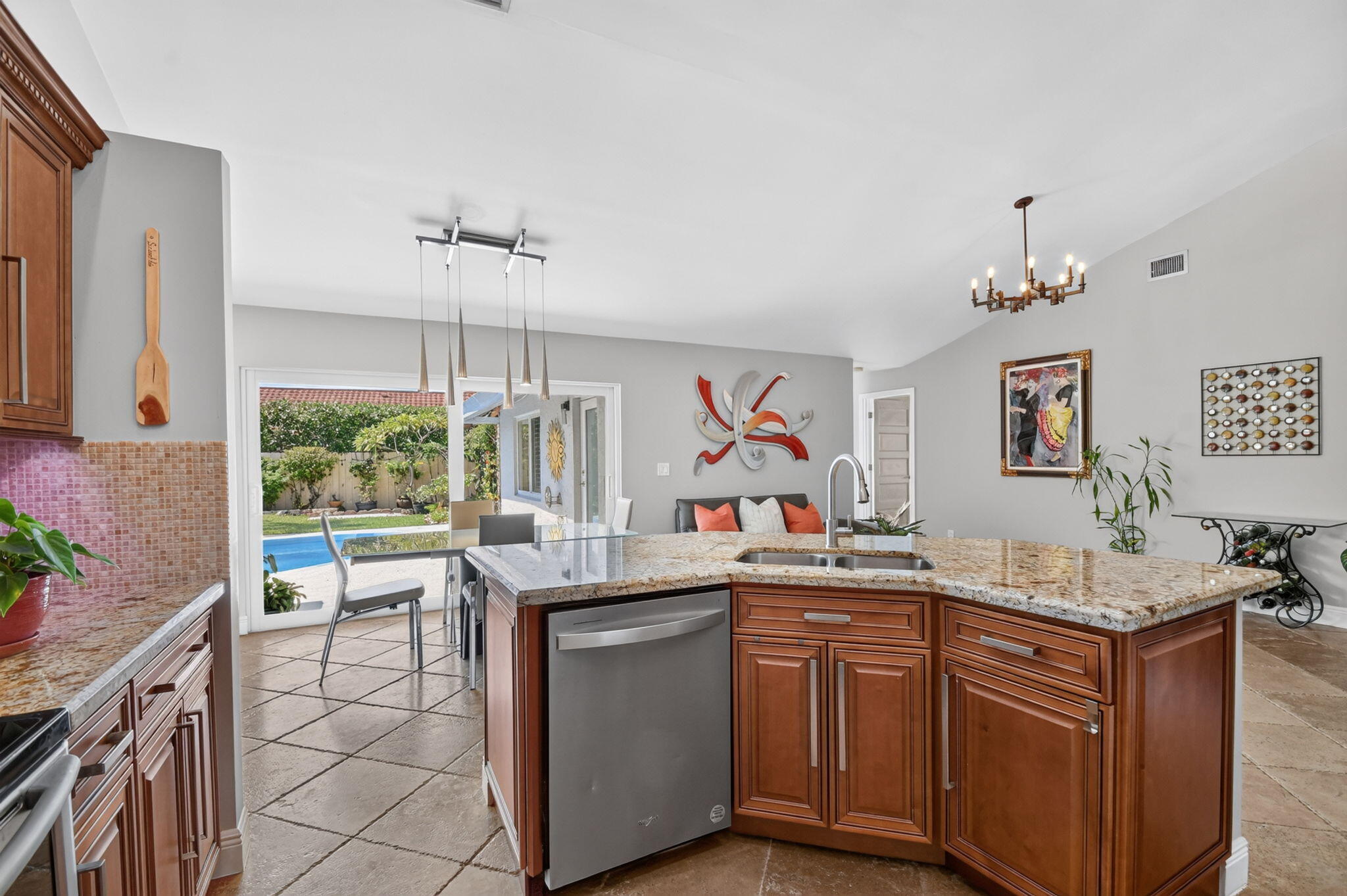 5817 Laurel Green Circle