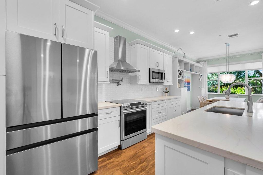 Photo of 49 Lancaster Road, Boynton Beach, FL 33426 (MLS # R11112194)