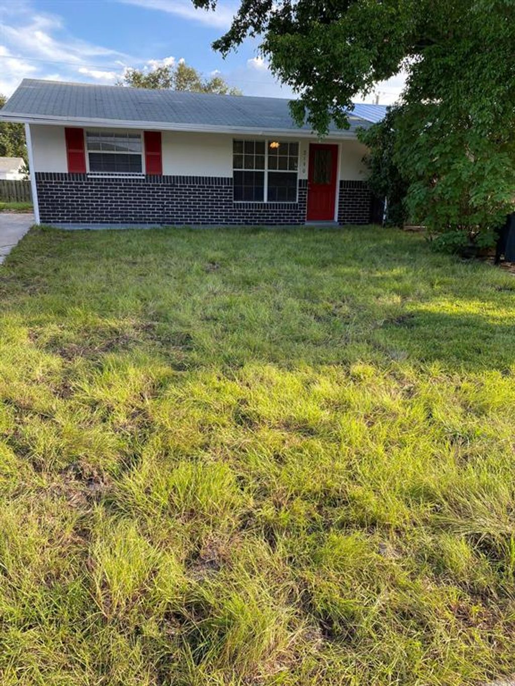 Photo of 2190 NE Rustic Way, Jensen Beach, FL 34957 (MLS # R10737037)