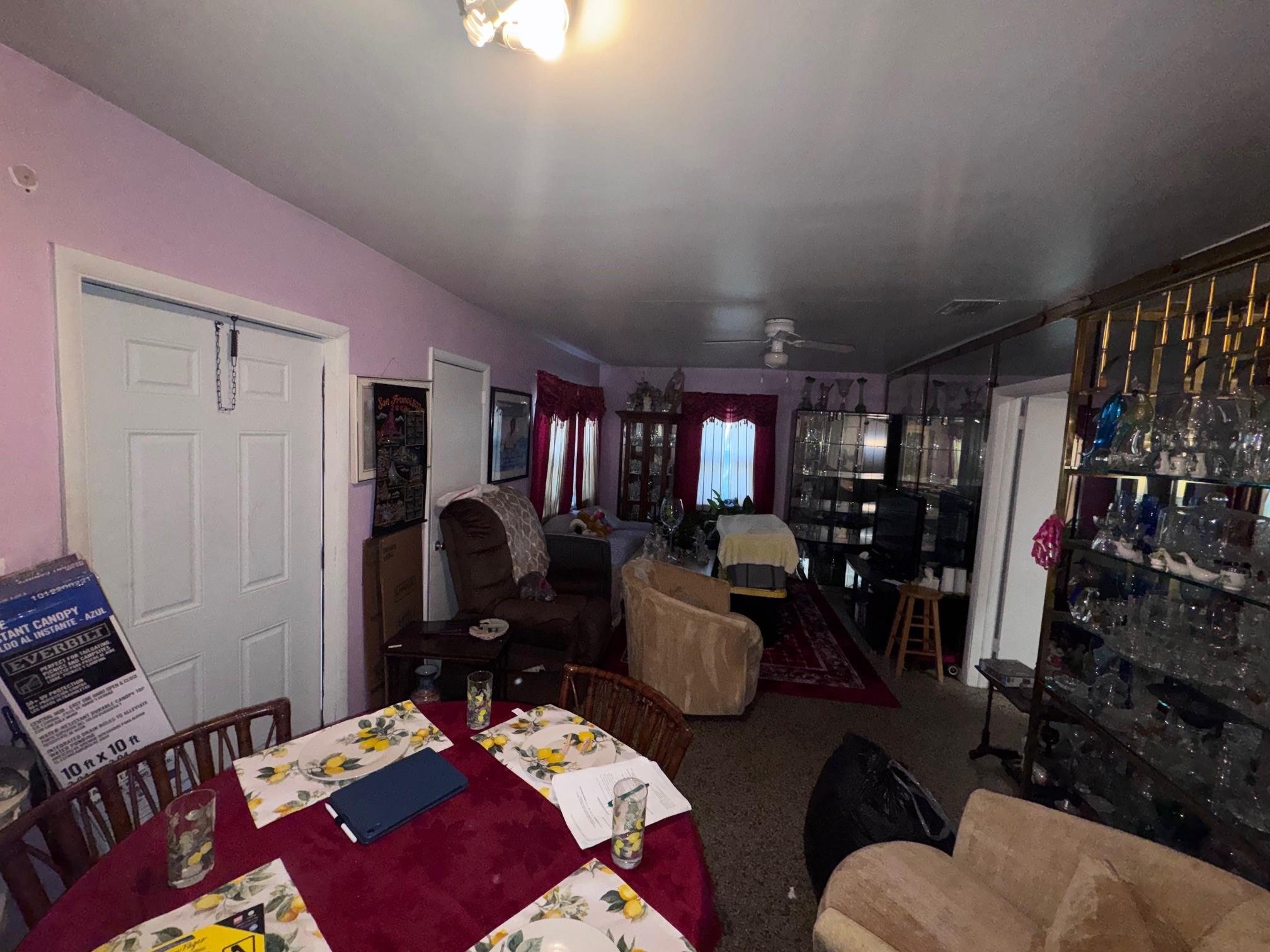 LAUDERDALE MANORS ADD - Residential