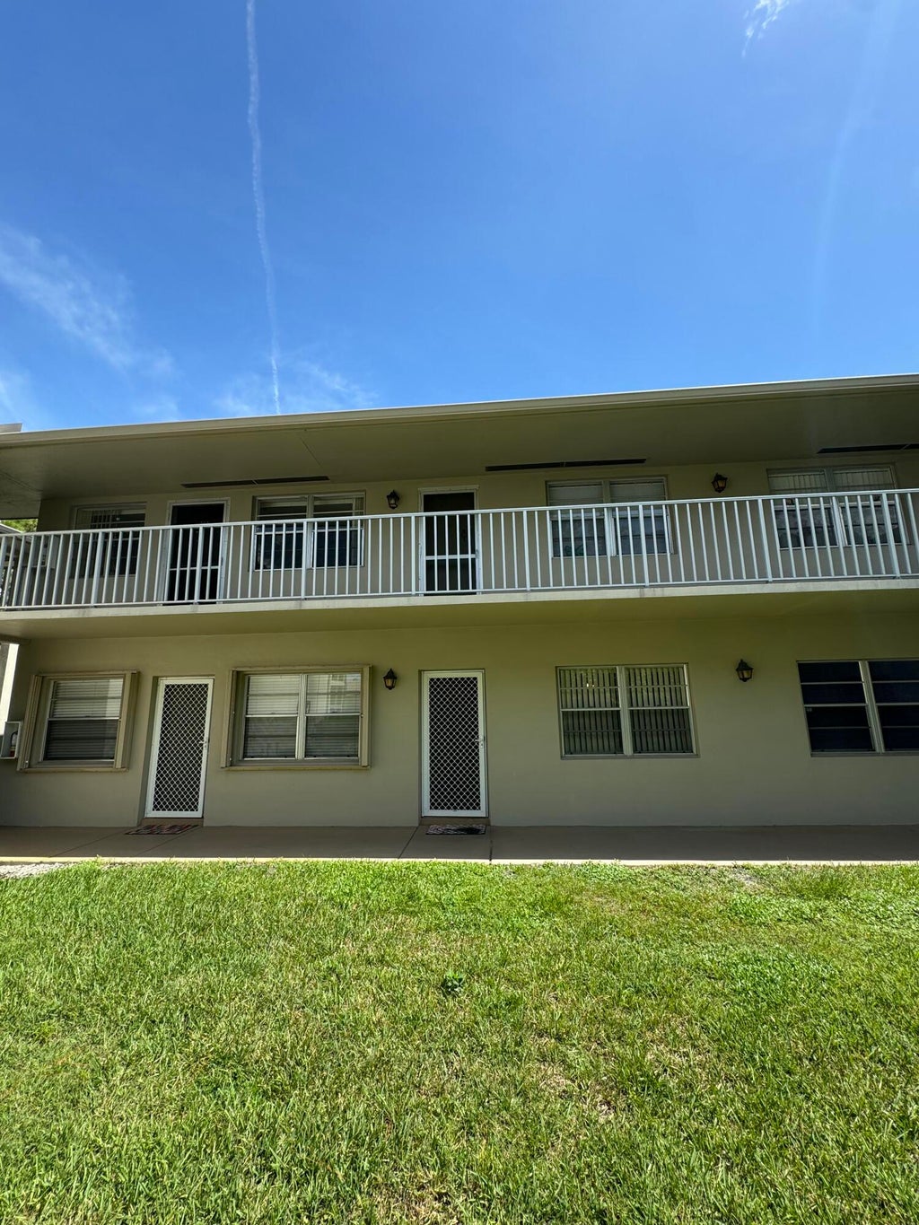 Photo of 33 Lake Vista Trail #104, Port Saint Lucie, FL 34952 (MLS # B26033329)