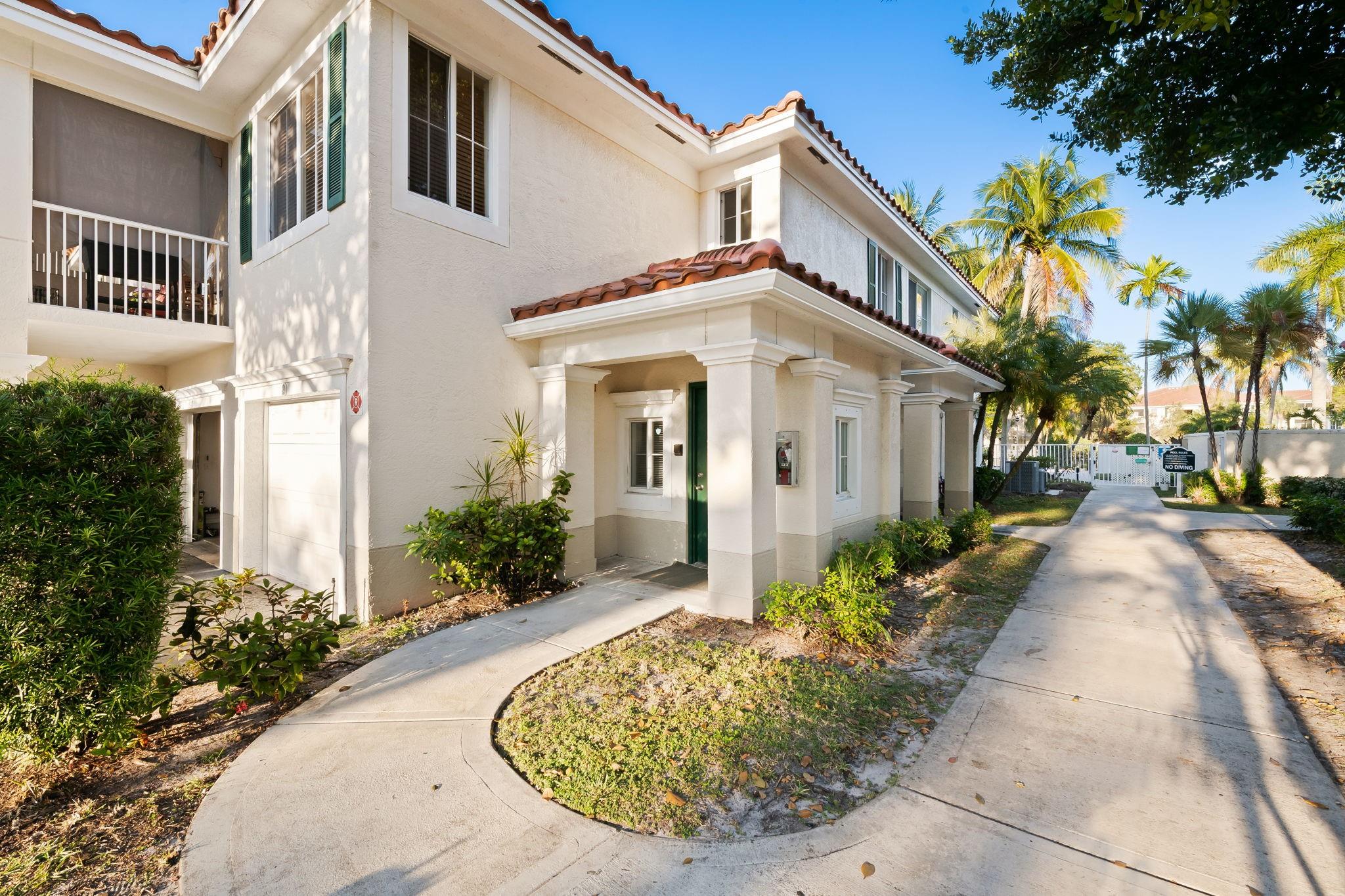 PALMS POINT CONDO - Residential Lease