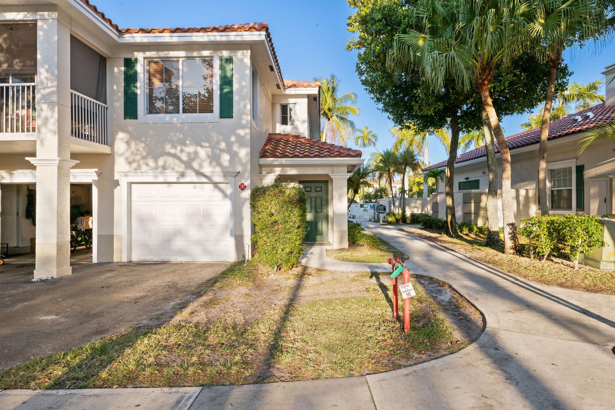 PALMS POINT CONDO - Residential Lease