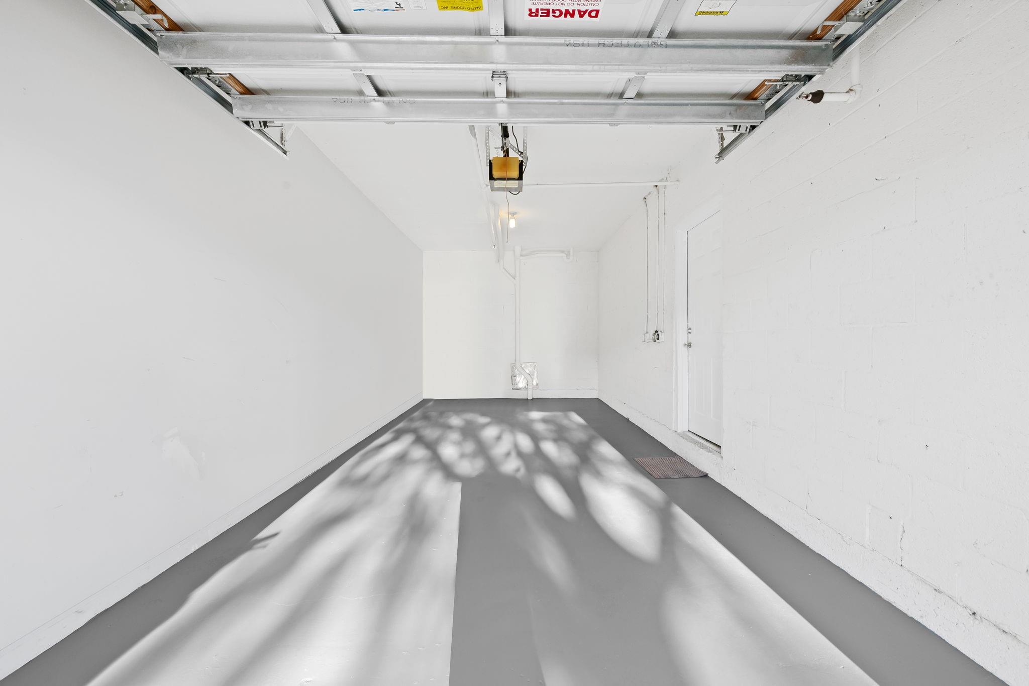 PALMS POINT CONDO - Residential Lease