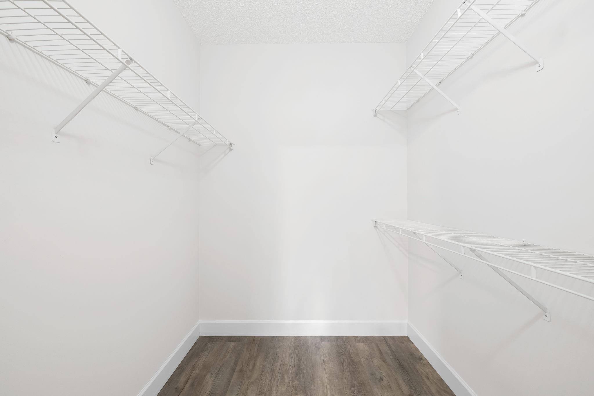 PALMS POINT CONDO - Residential Lease