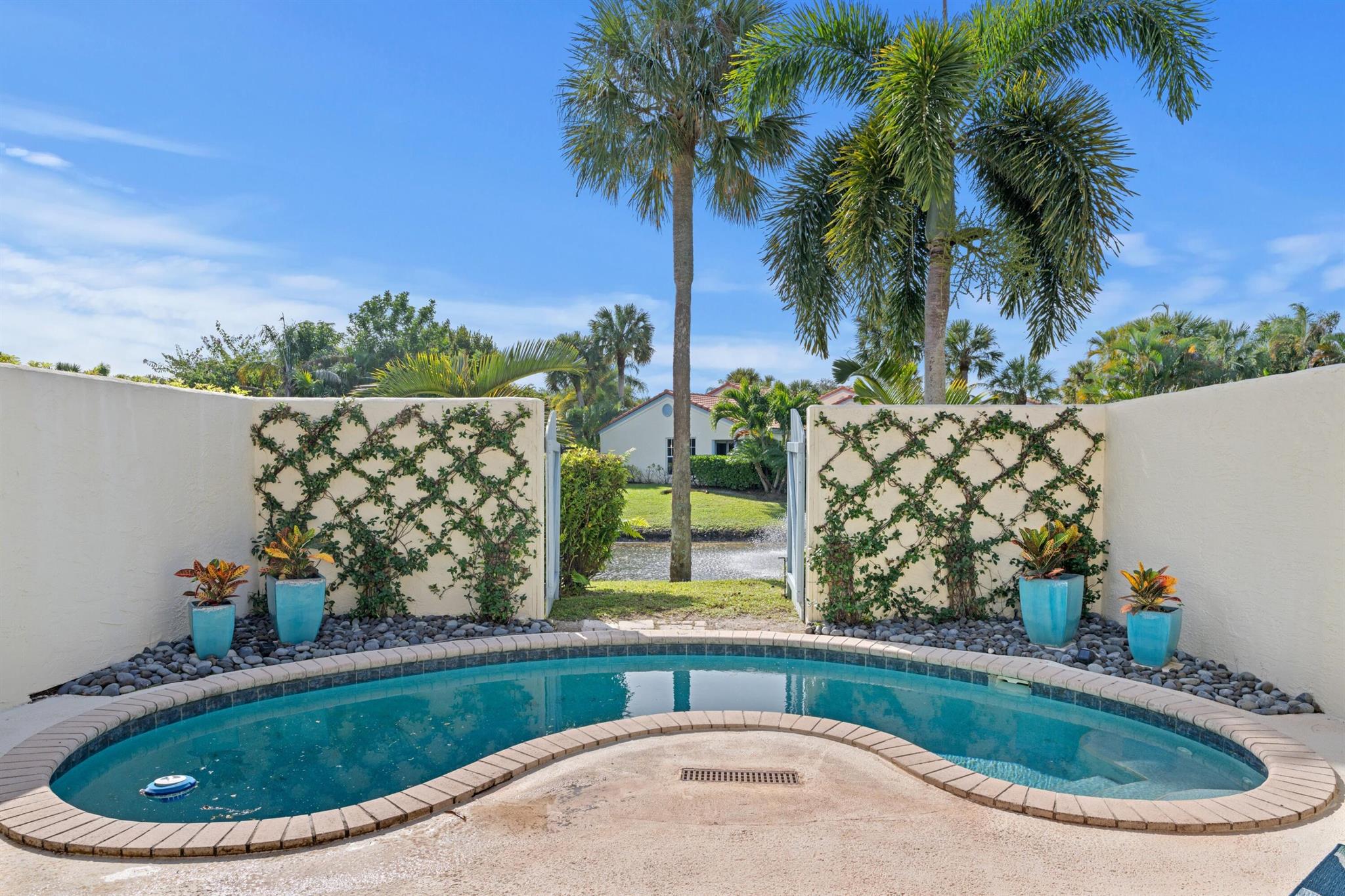 LAS CASITAS 1 - Residential