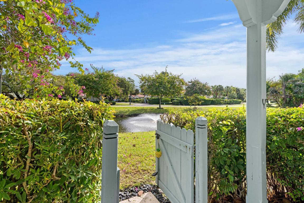 2211 Las Casitas Drive