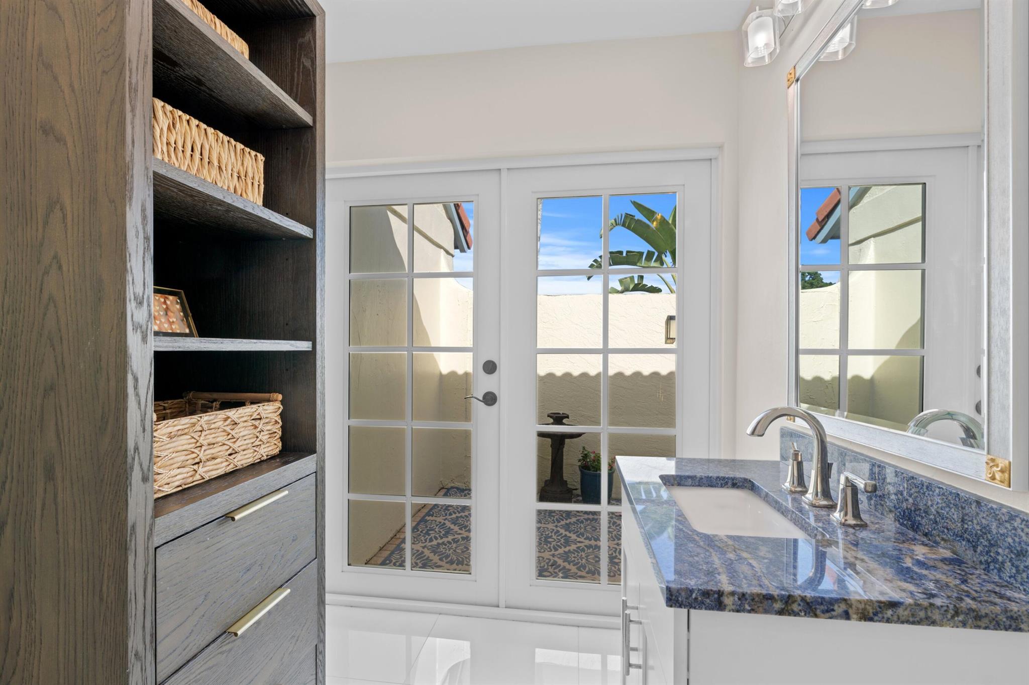 LAS CASITAS 1 - Residential