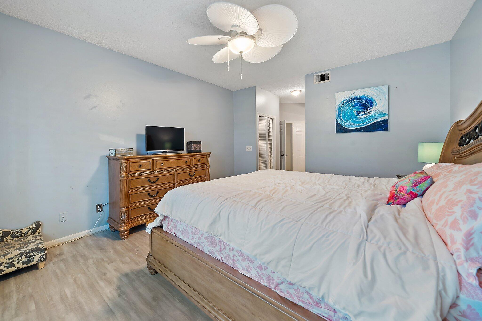 SEA OATS OF JUNO BEACH CO - Residential