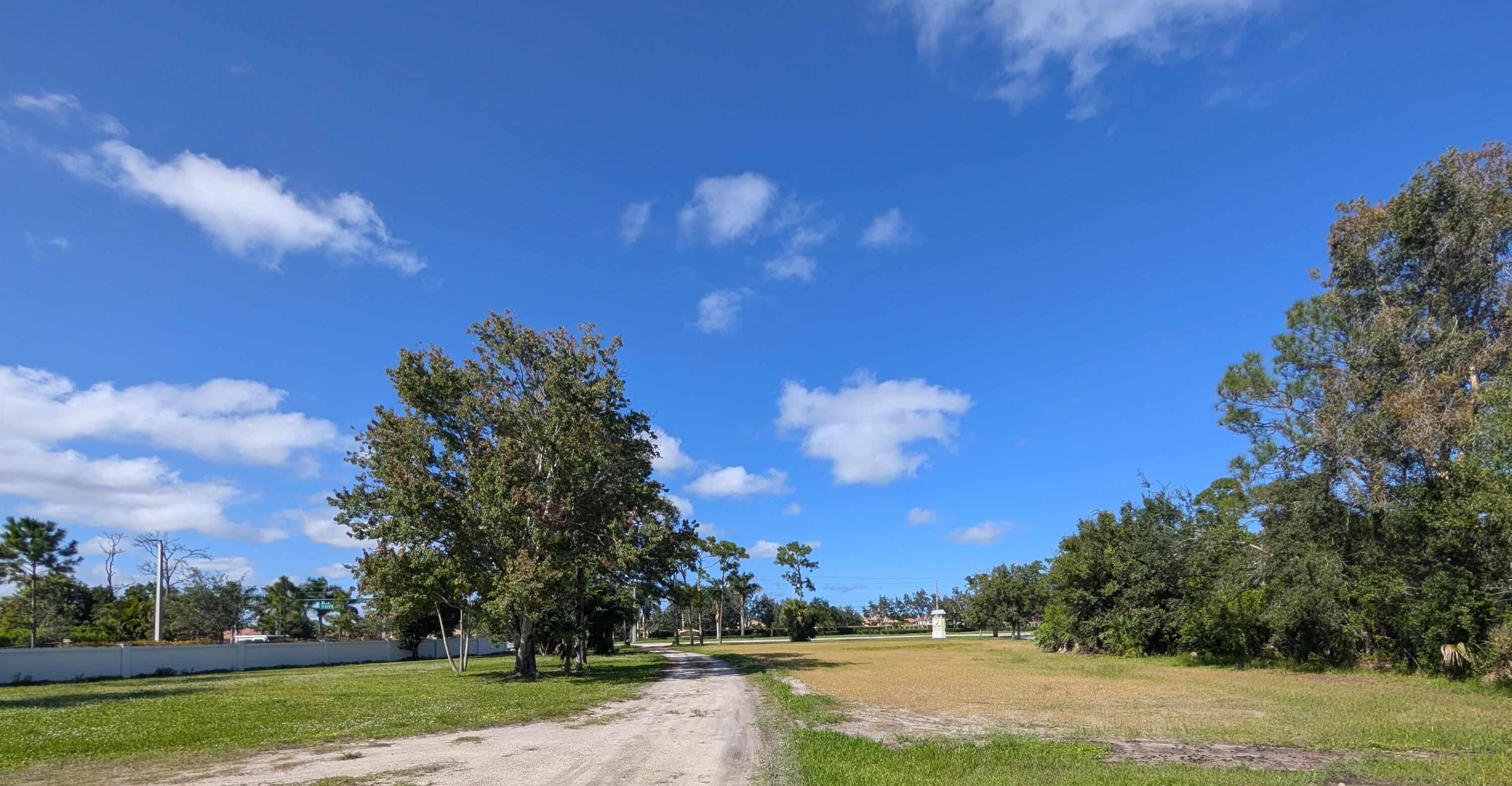 WACO FIELD PLACE - Land