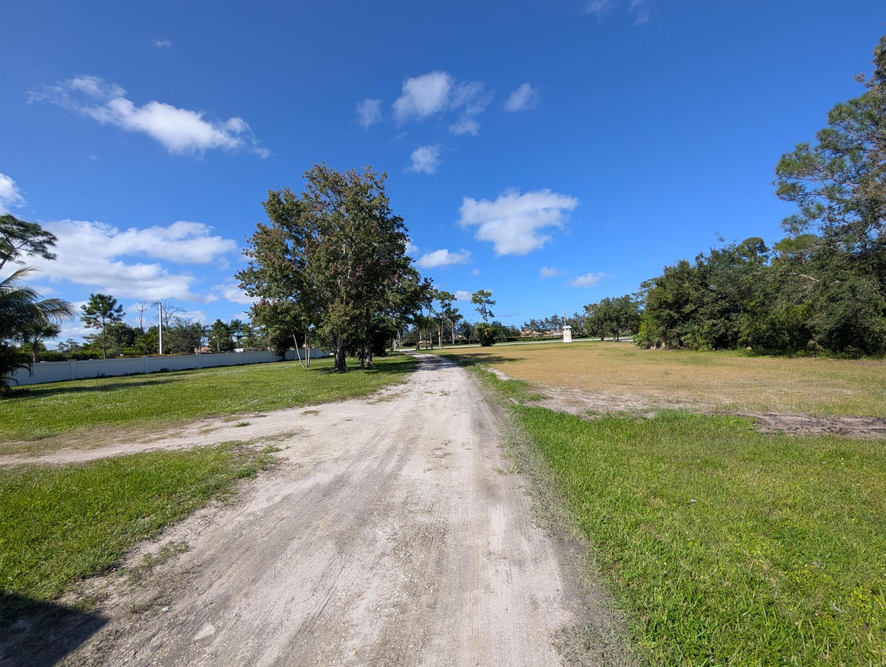 WACO FIELD PLACE - Land