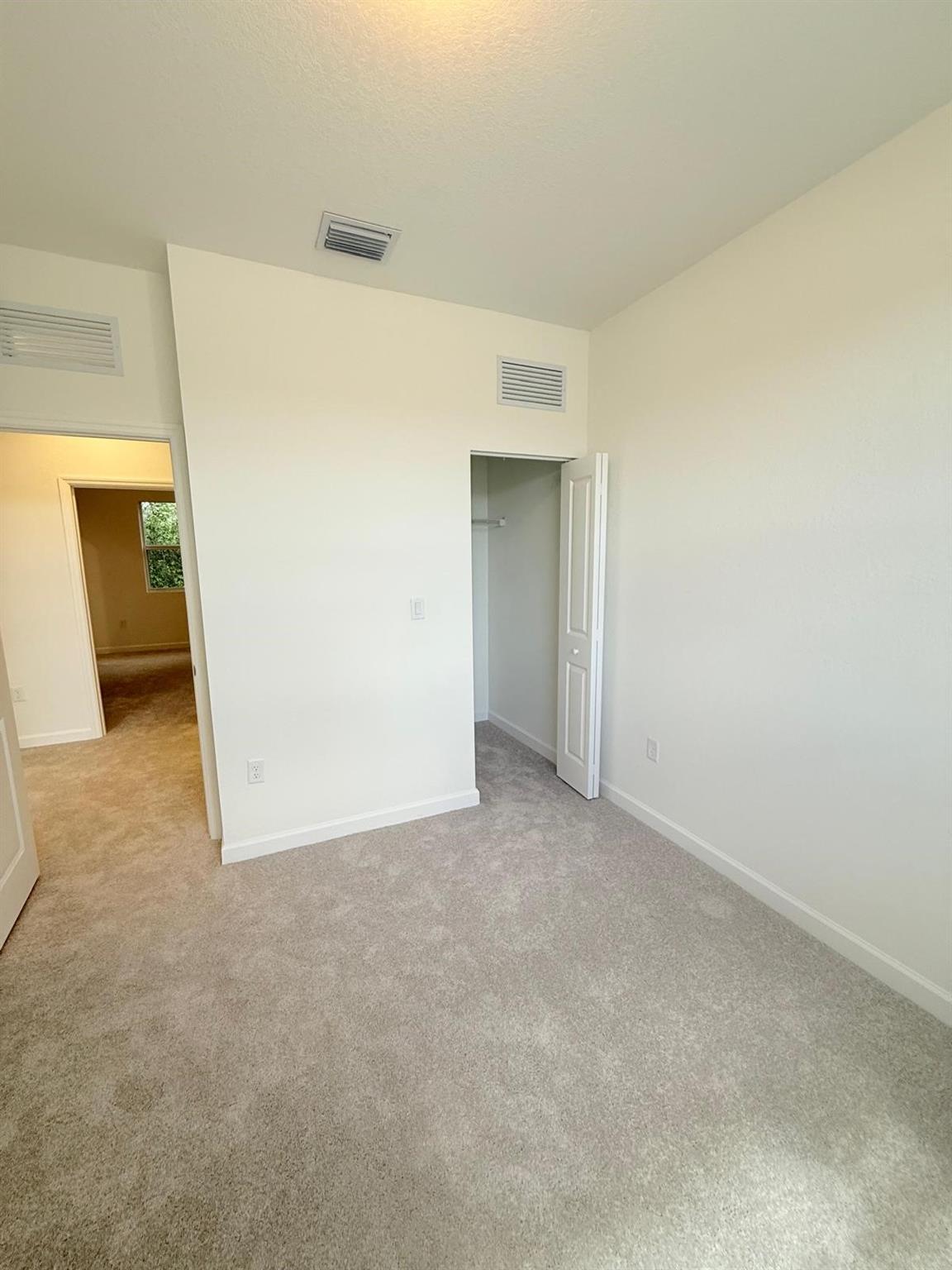 LE JARDINE BY LENNAR - Residential Lease