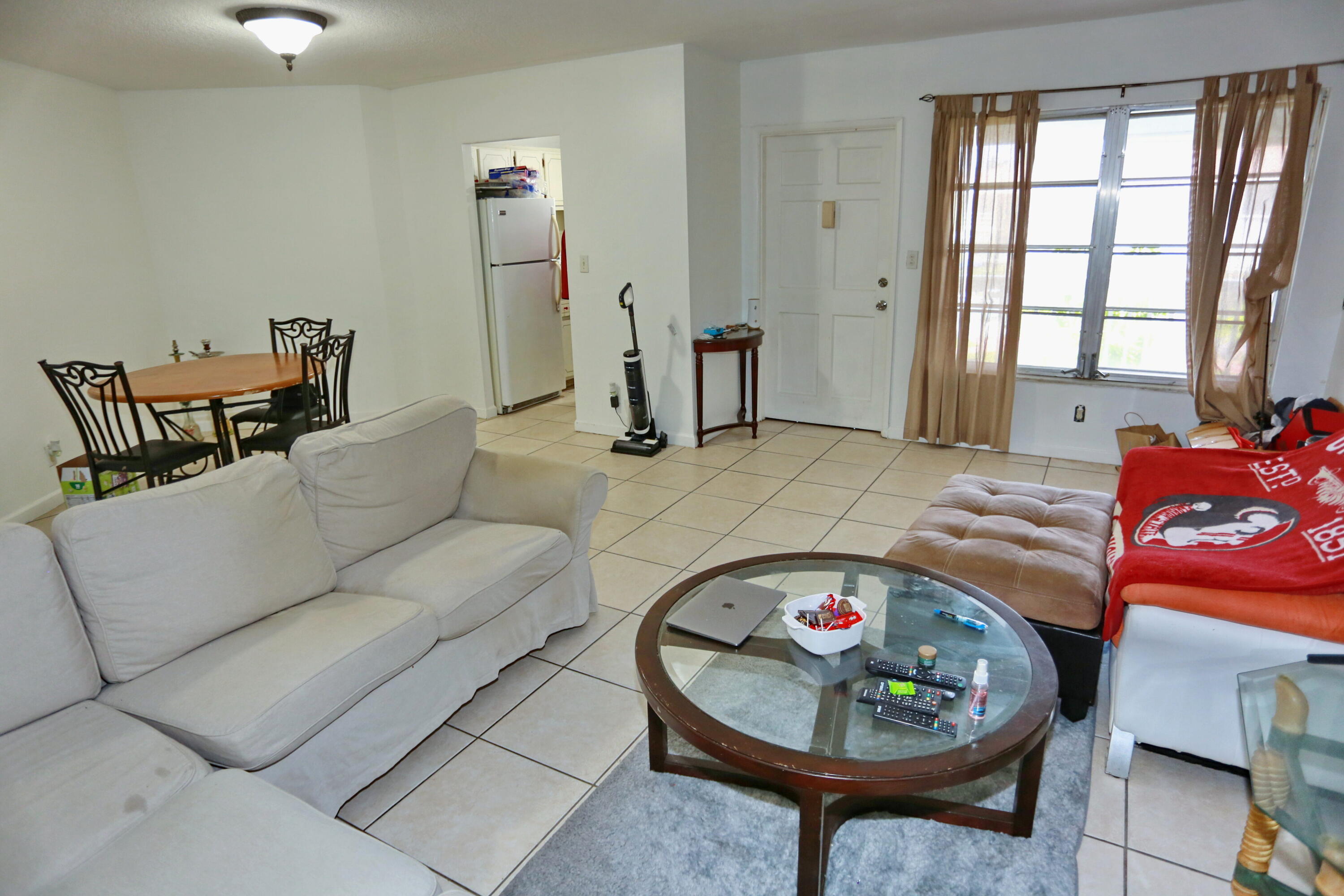 GARDEN ISLES APARTMENTS 1 CONDO - Residential