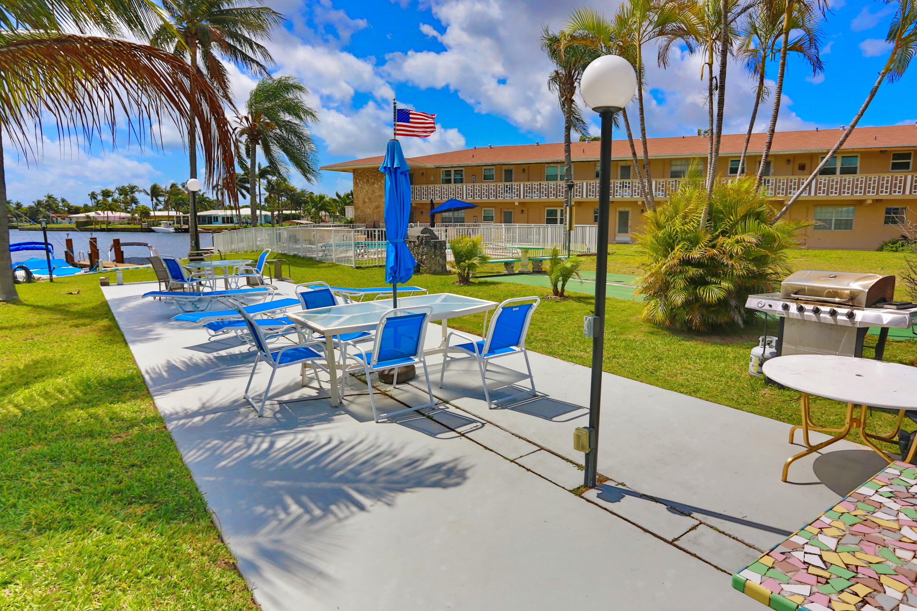 GARDEN ISLES APARTMENTS 1 CONDO - Residential