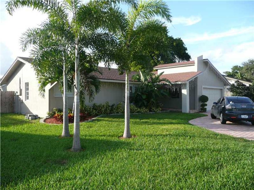 Beautiful spacious home, a must see, completely refurbished with top materials, floors , ceilings, air condition duct work. Brand new kitchen to die for,  with new appliances and a lot of cabinet space, brand new roof , brand new pavers in a drive way for  4 cars, a master suite with brand new closets, open living room dining area and kitchen. Separate laundry room area, large patio with stone tile. Convenient location, close to main highways , shopping and dining.