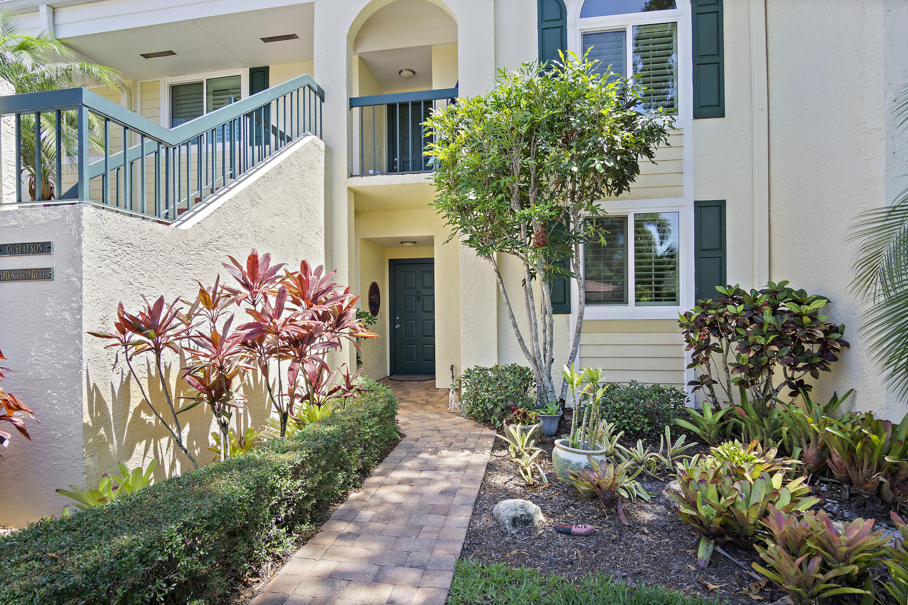 Harbour Ridge Yacht and Country Club - POND APPLE - Residential