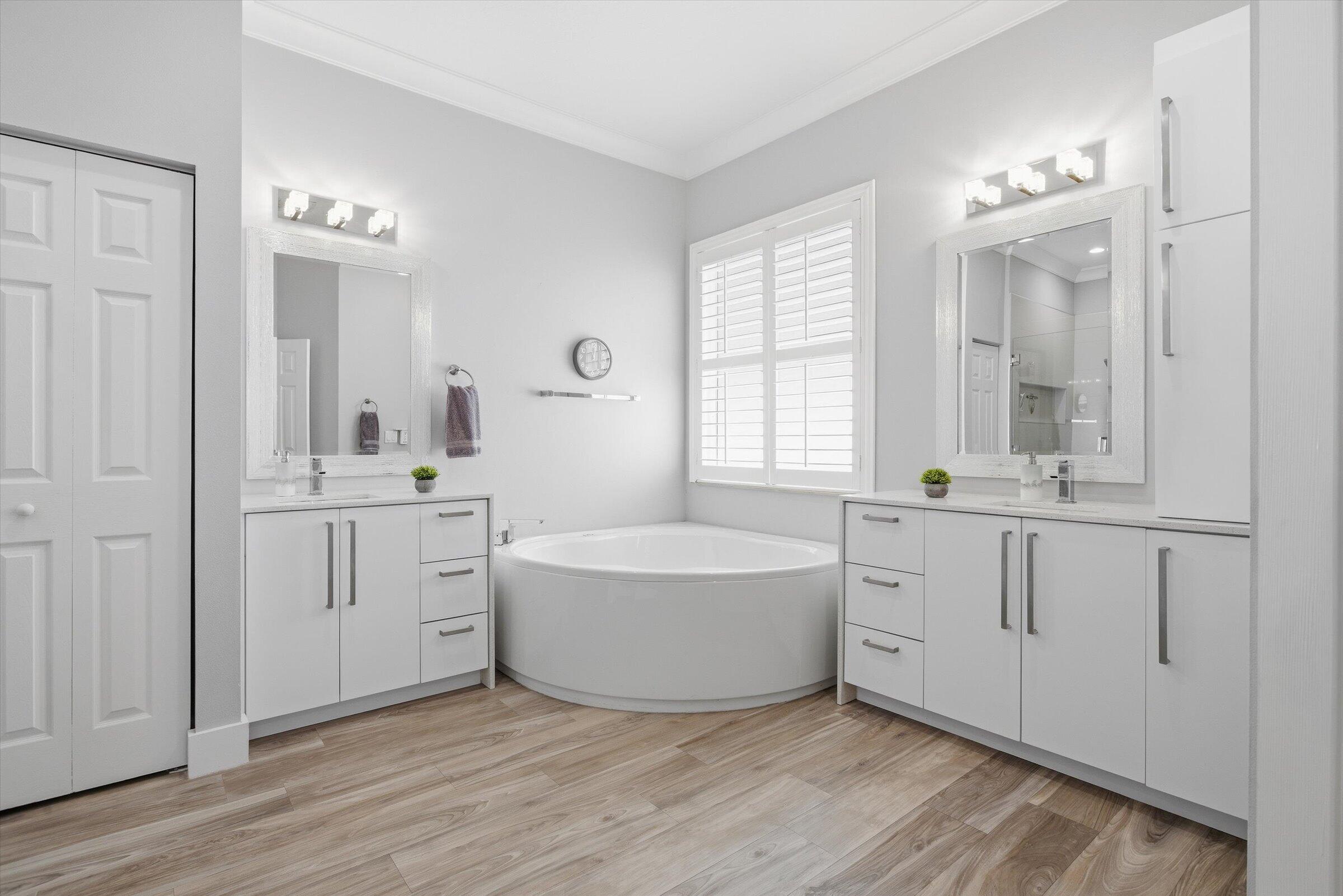 ISLES AT WESTON - Residential