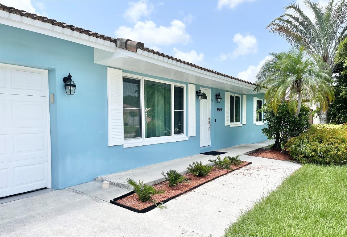 View photos, virtual tours, details... 3509 NW 25th Way